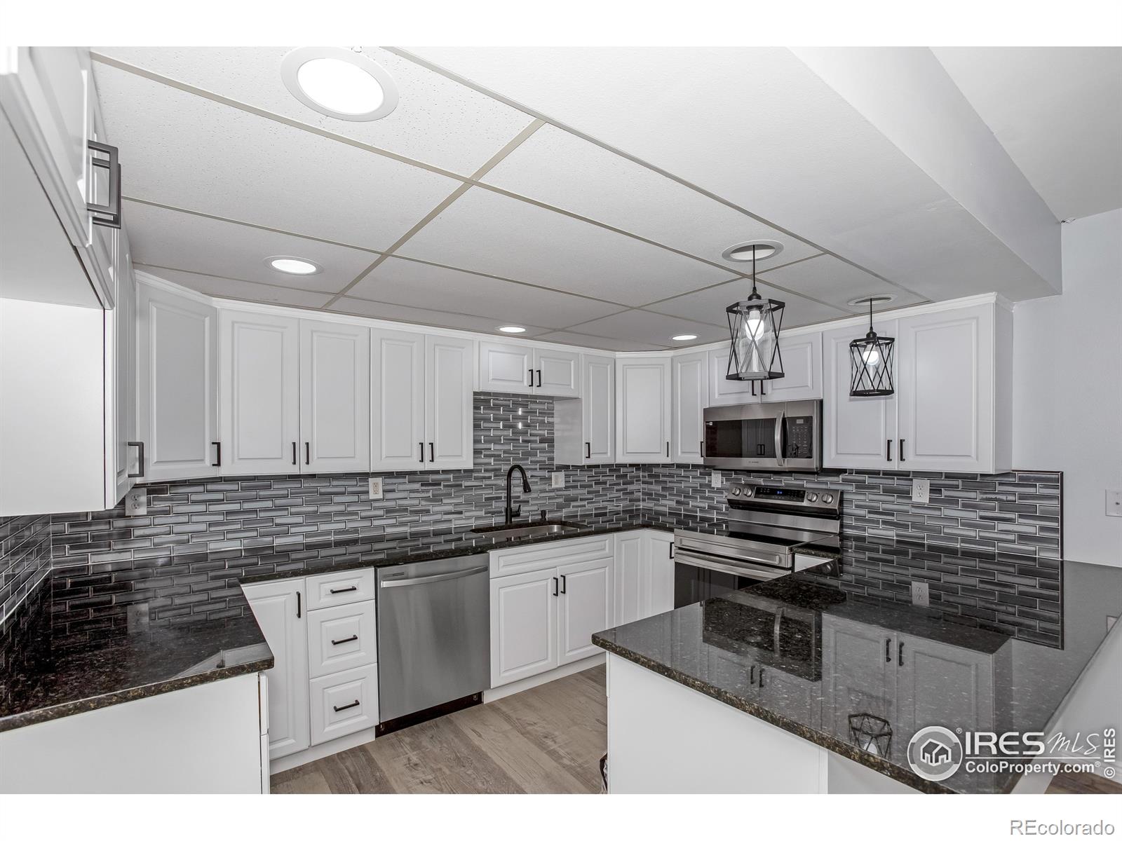 MLS Image #3 for 1003  48th avenue,greeley, Colorado
