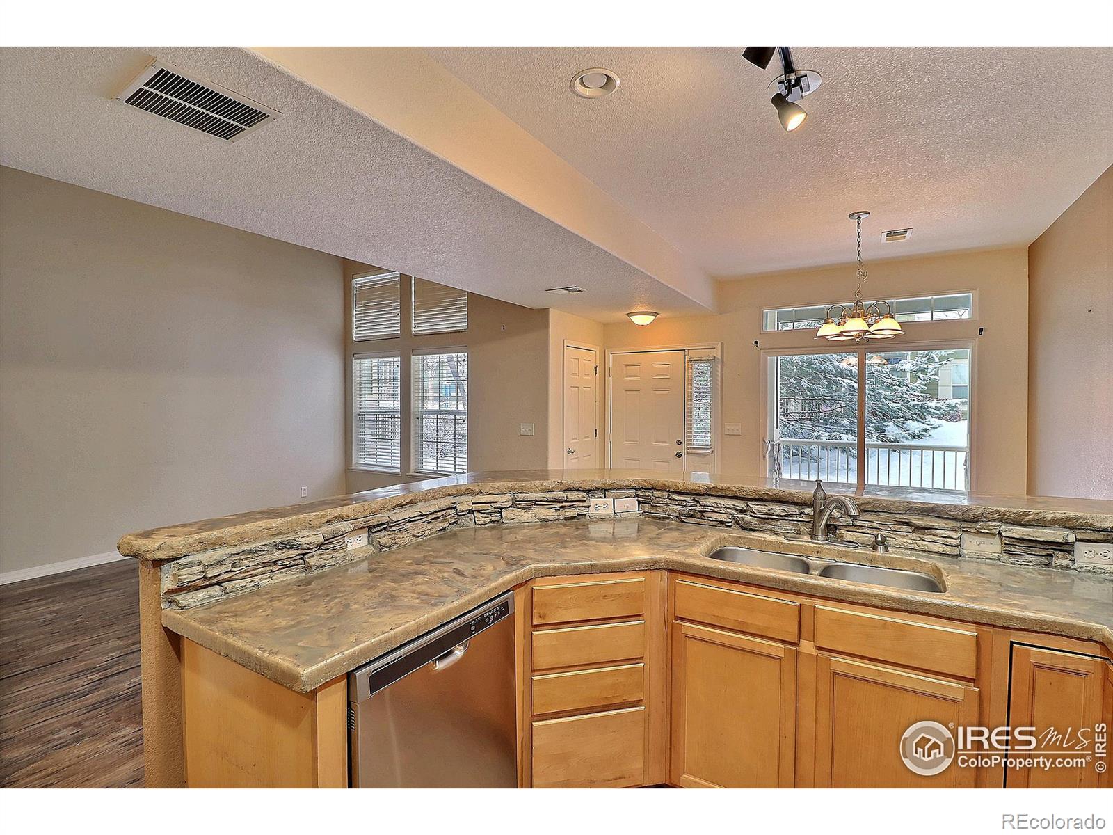 MLS Image #10 for 1900  68th avenue,greeley, Colorado