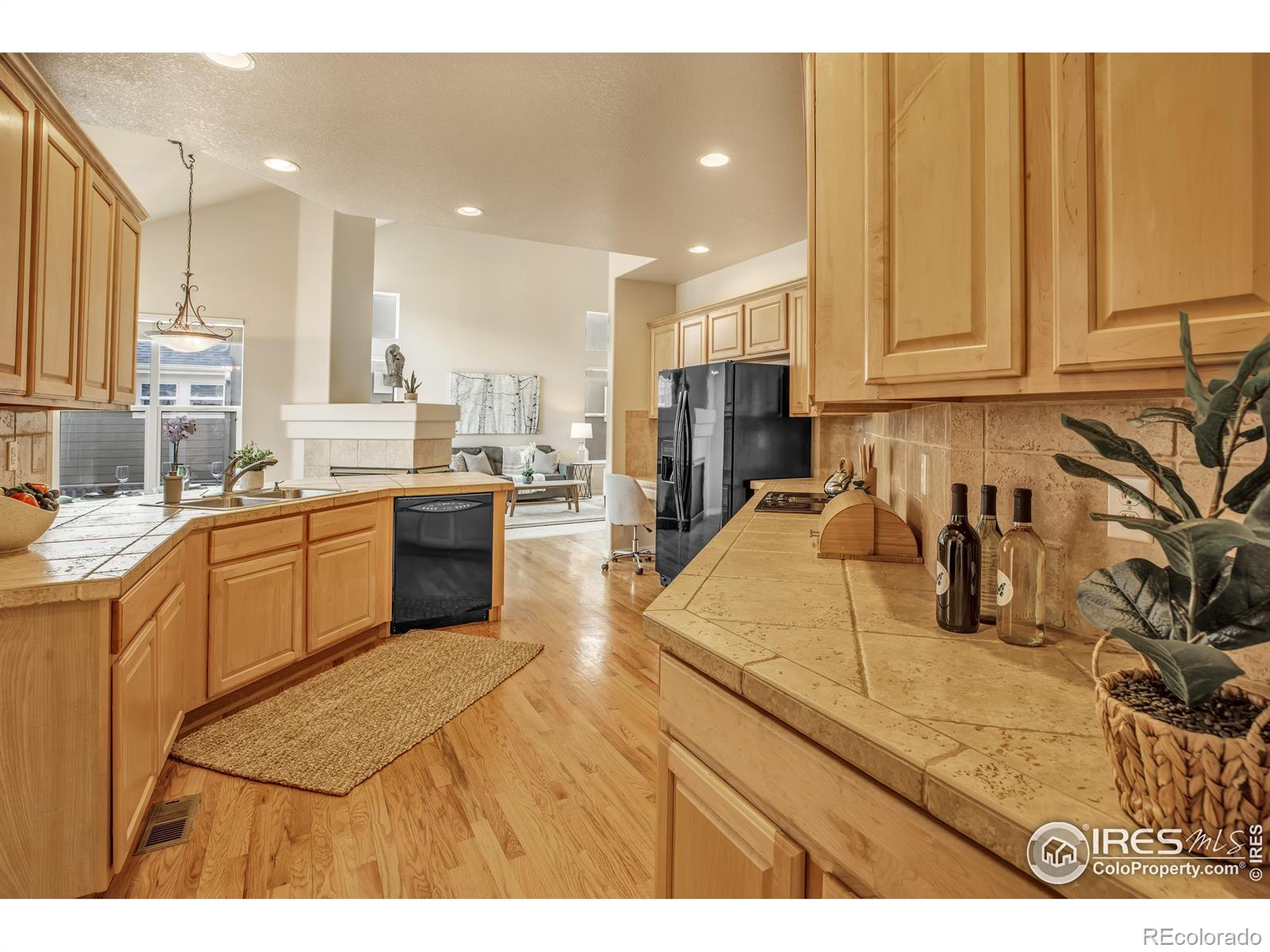 MLS Image #14 for 8646  eldridge street,arvada, Colorado