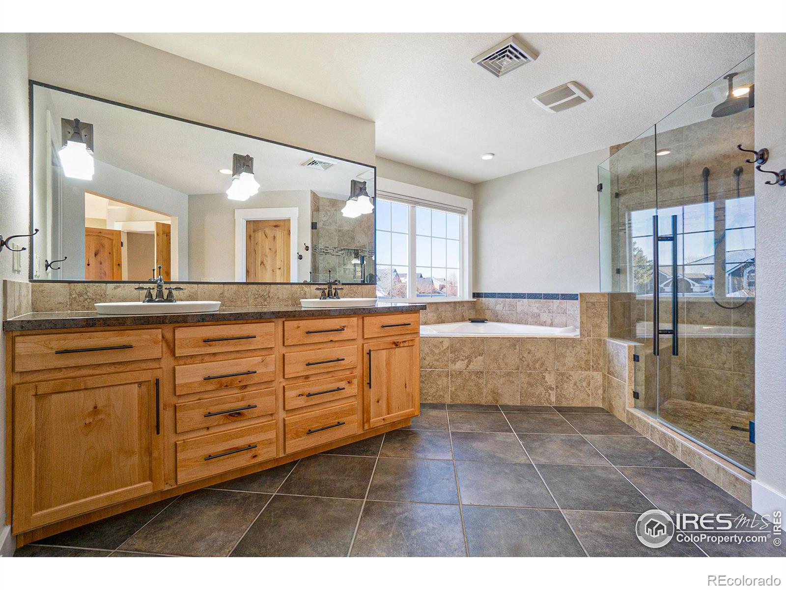 MLS Image #16 for 3303  wild view drive,fort collins, Colorado