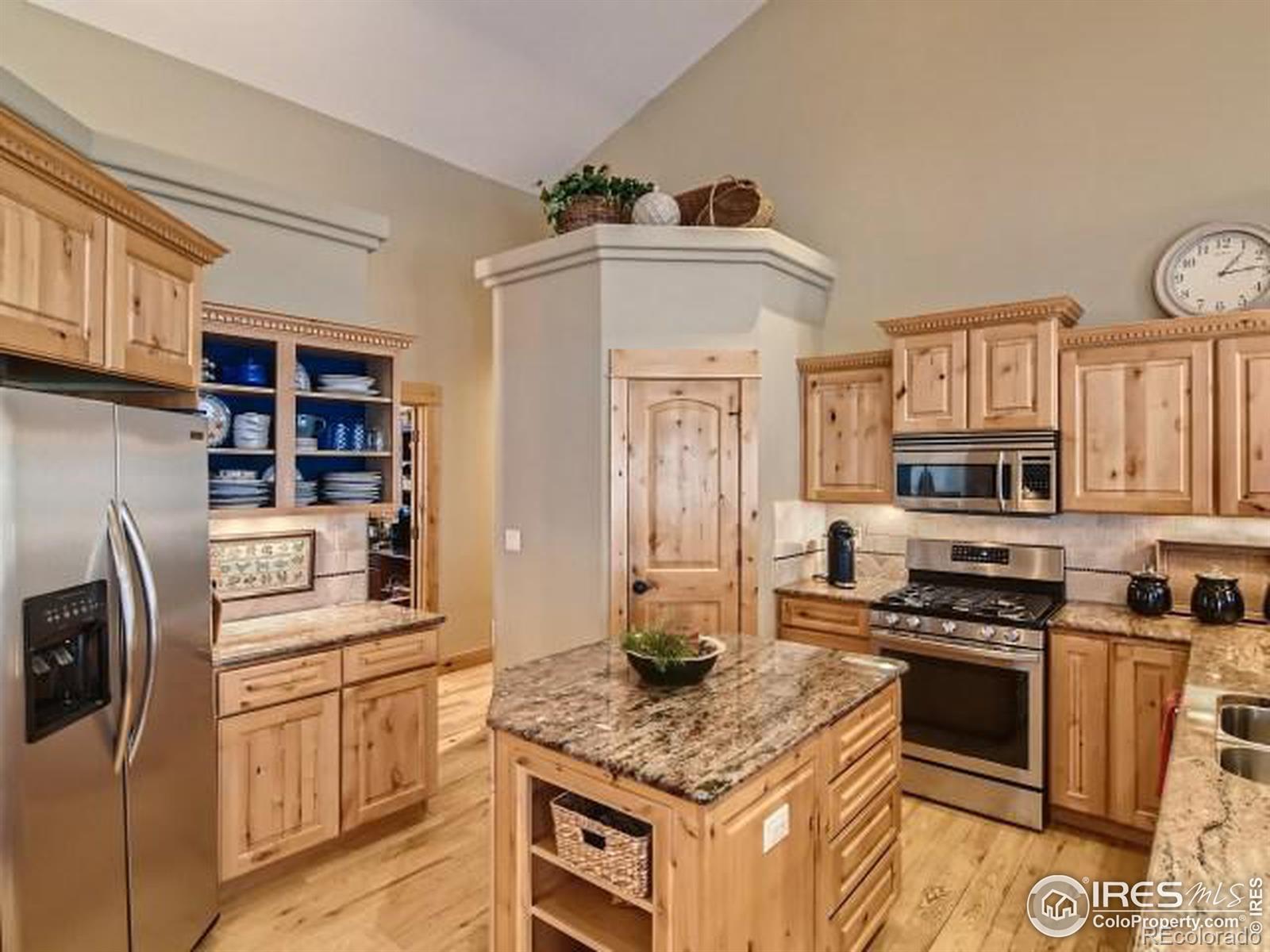 MLS Image #8 for 921  wilshire drive,berthoud, Colorado