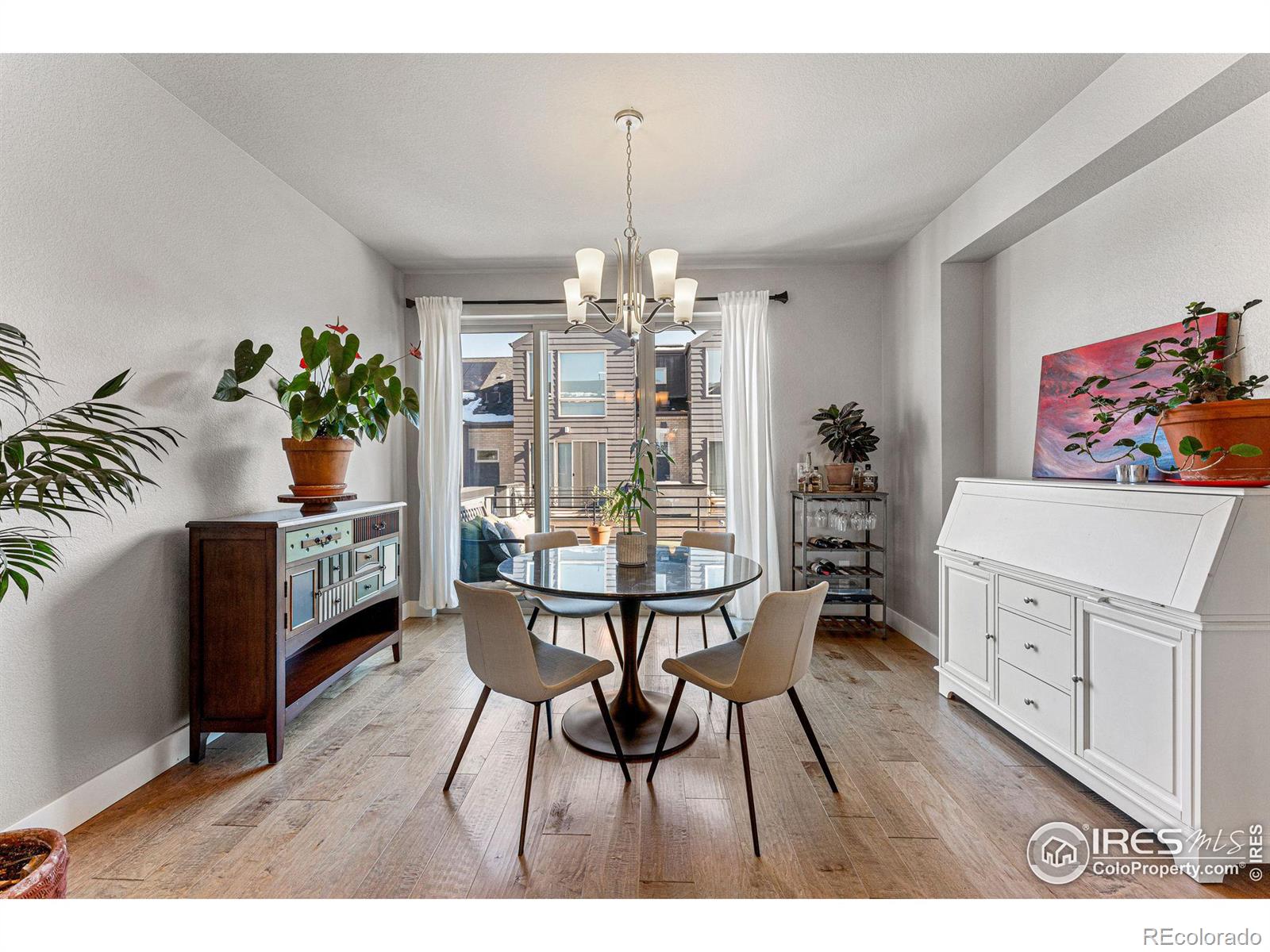 MLS Image #10 for 88  oneida court,denver, Colorado
