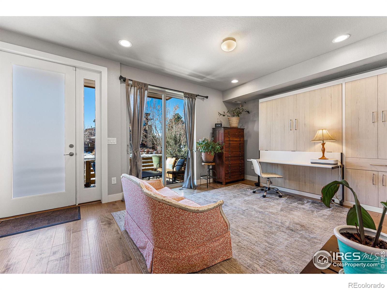 MLS Image #11 for 88  oneida court,denver, Colorado