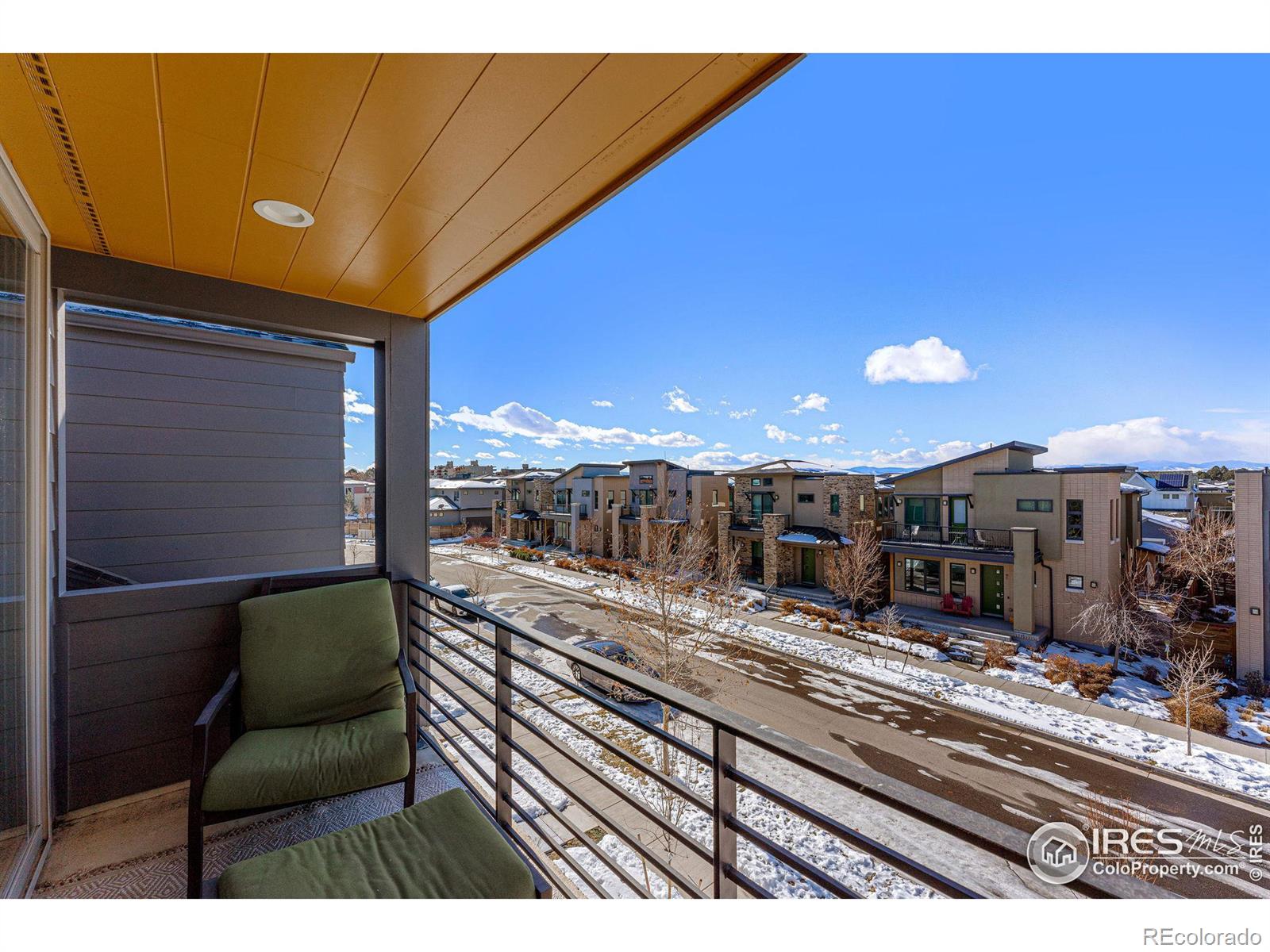 MLS Image #21 for 88  oneida court,denver, Colorado