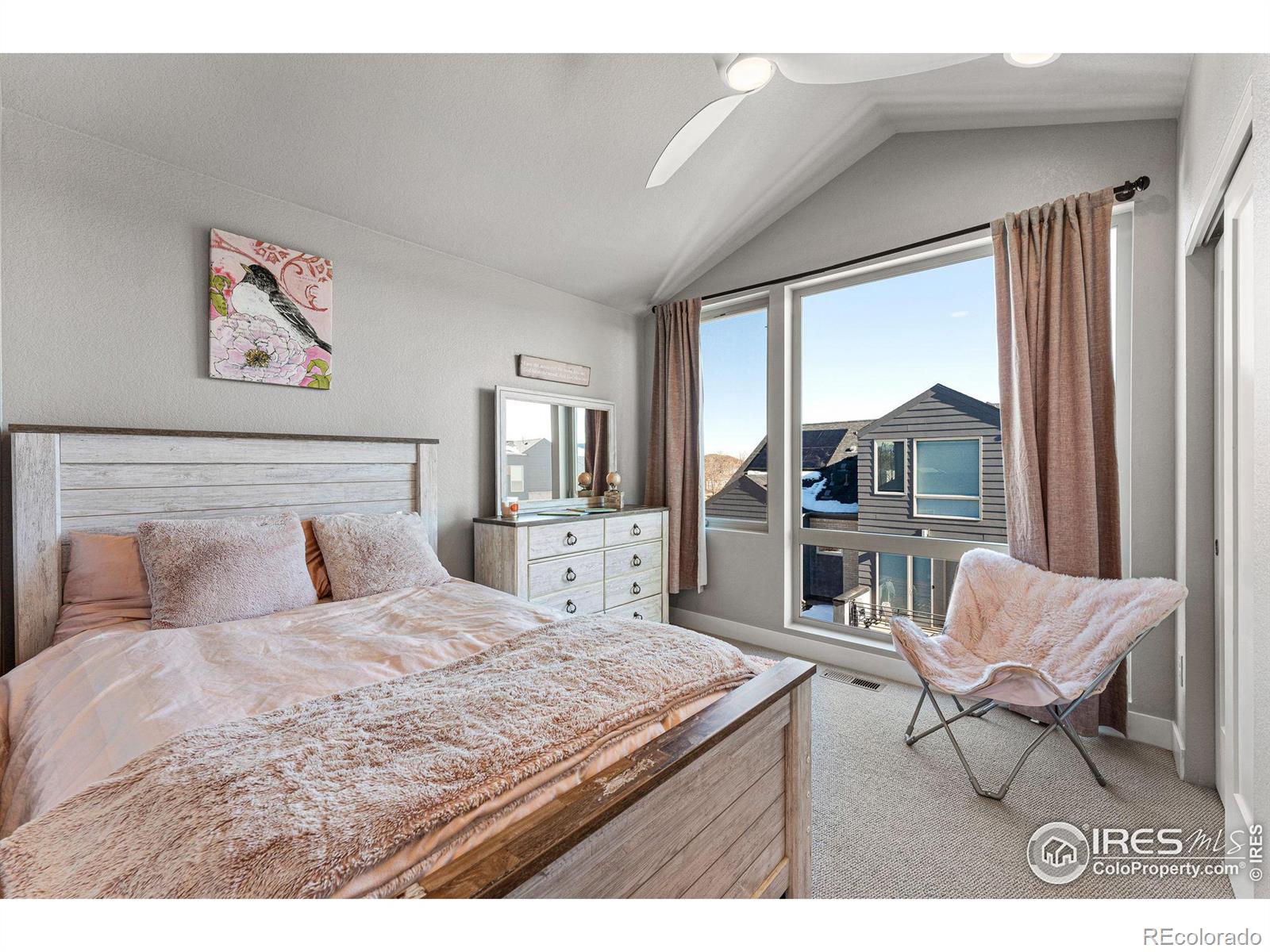 MLS Image #23 for 88  oneida court,denver, Colorado