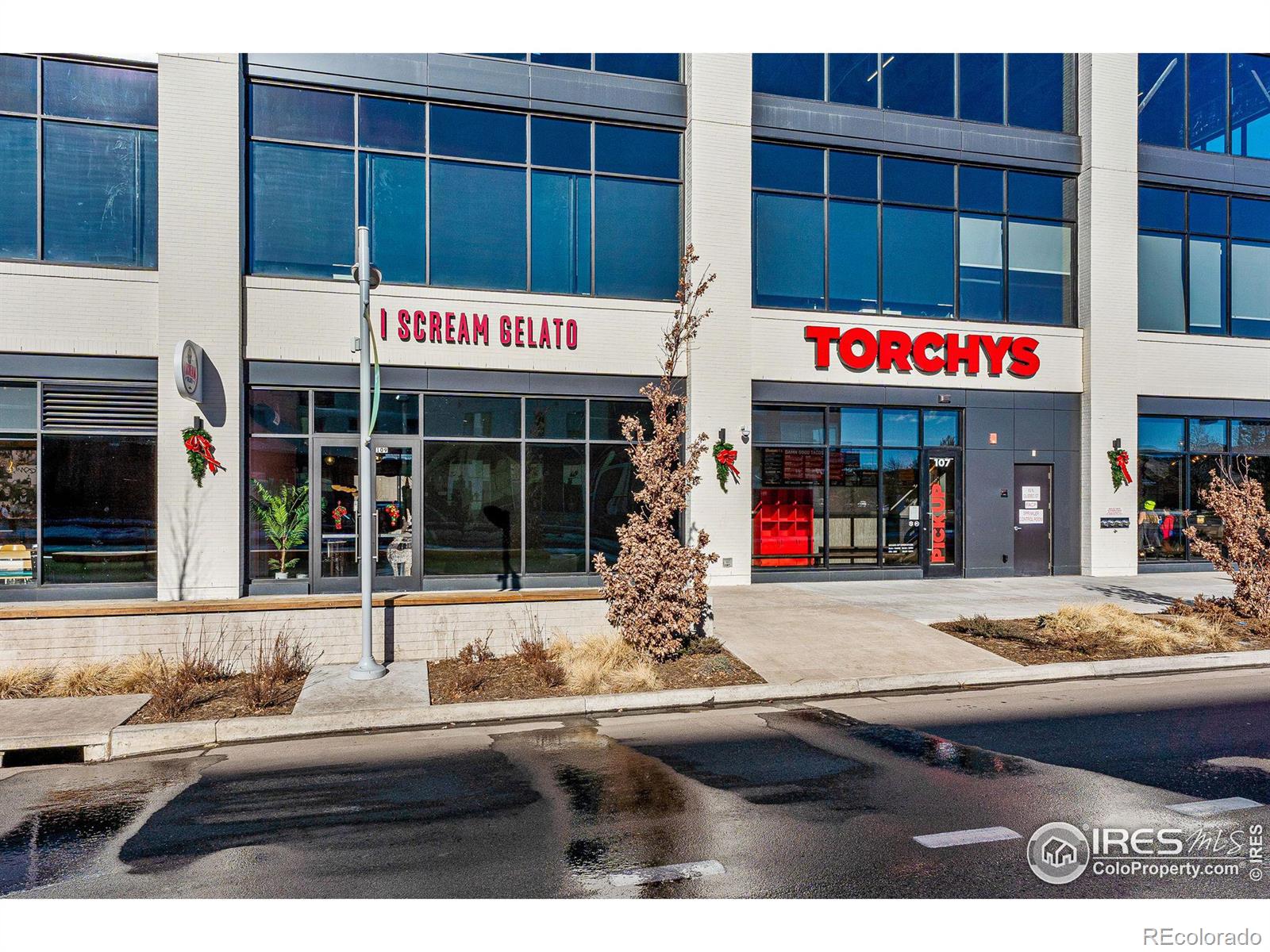 MLS Image #33 for 88  oneida court,denver, Colorado
