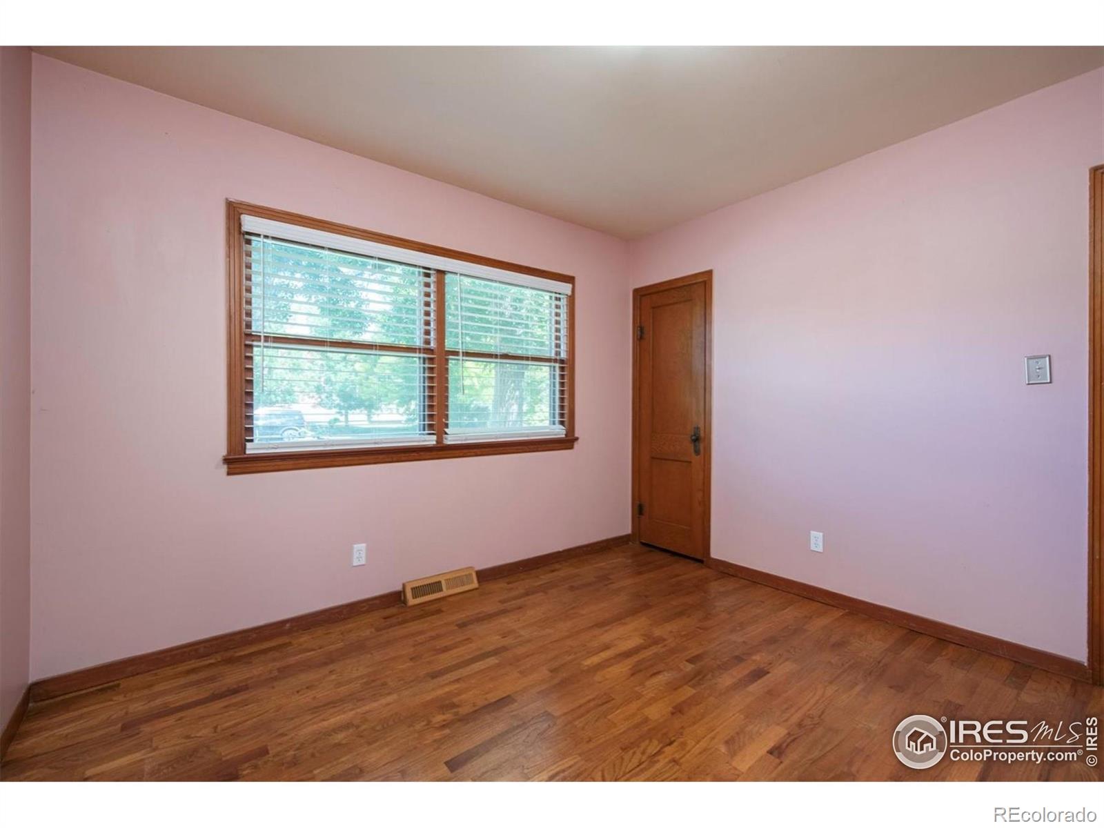 MLS Image #11 for 1449  bowen street,longmont, Colorado