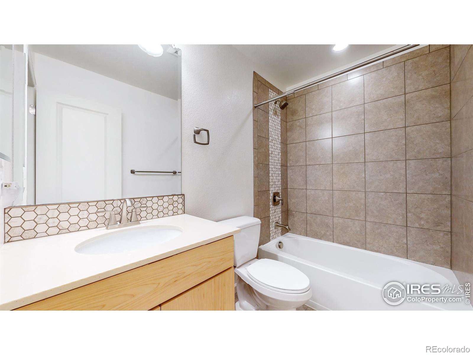 MLS Image #23 for 352  zeppelin way,fort collins, Colorado