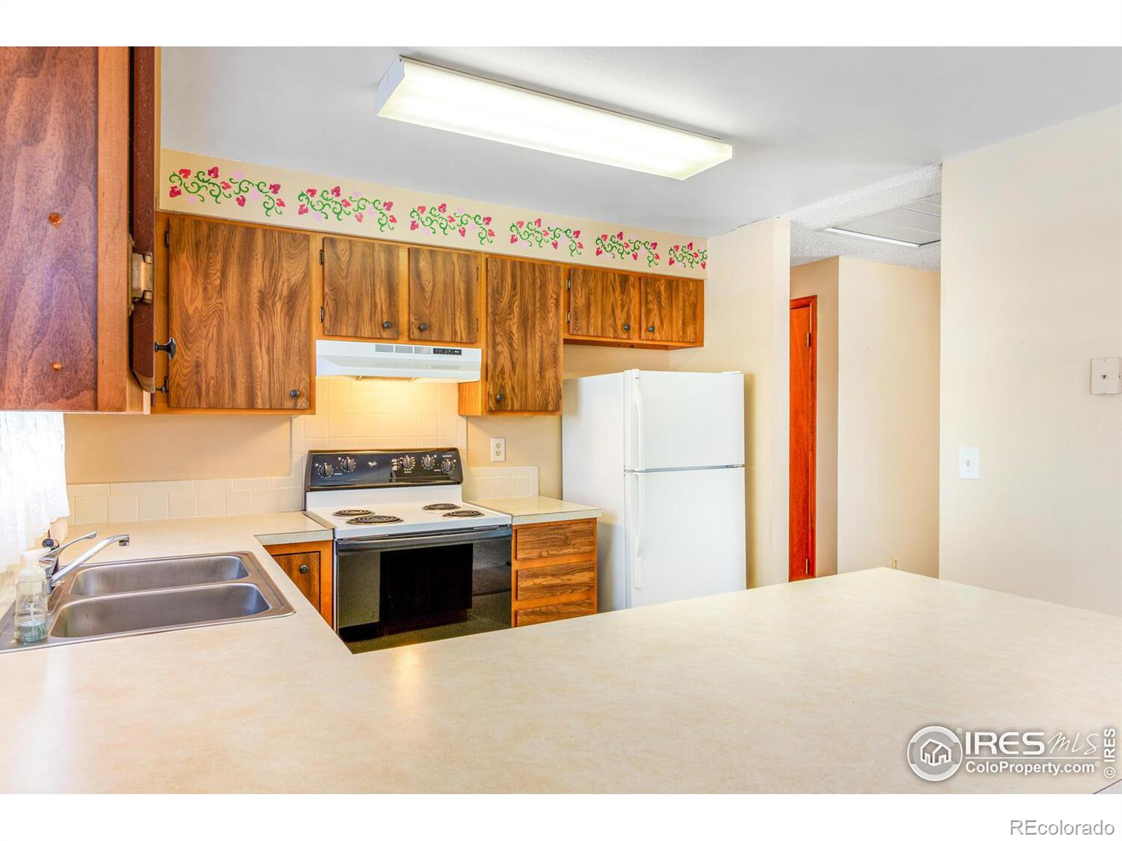 MLS Image #12 for 2421  10th street,loveland, Colorado