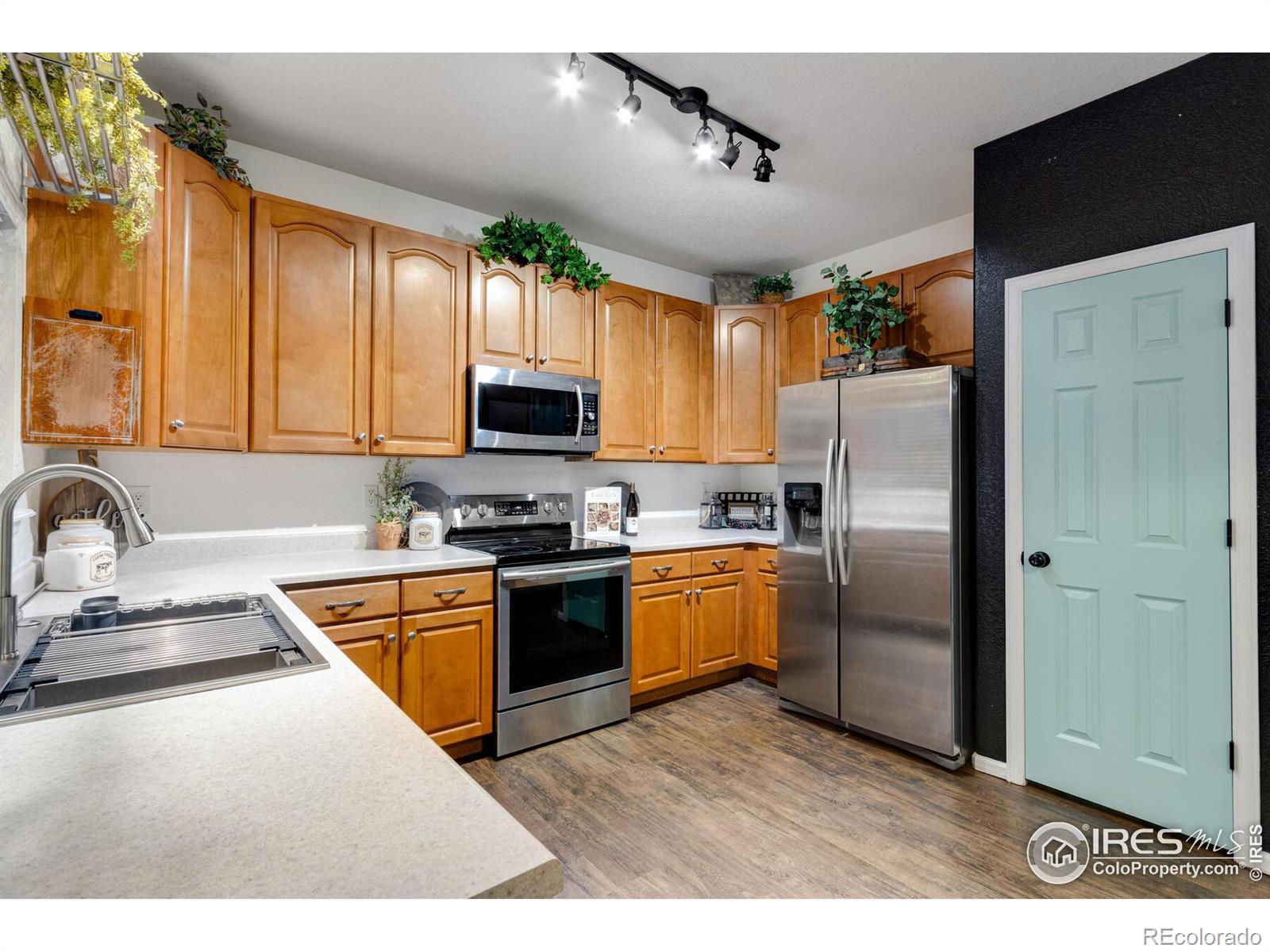 MLS Image #7 for 655  elizabeth st cir,dacono, Colorado