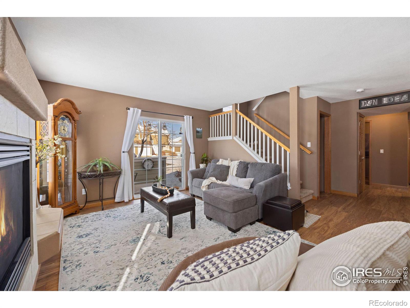 MLS Image #4 for 2070  manitou court,loveland, Colorado