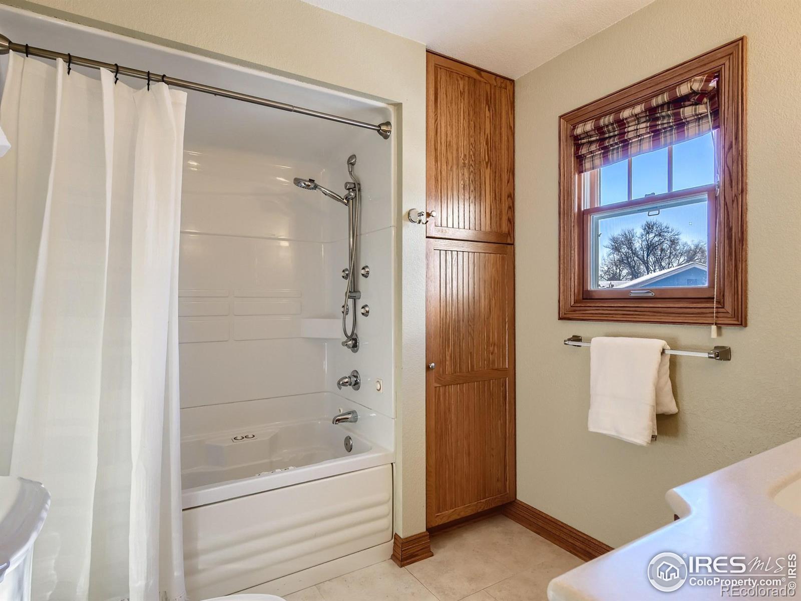 MLS Image #14 for 1120  hemlock court,windsor, Colorado