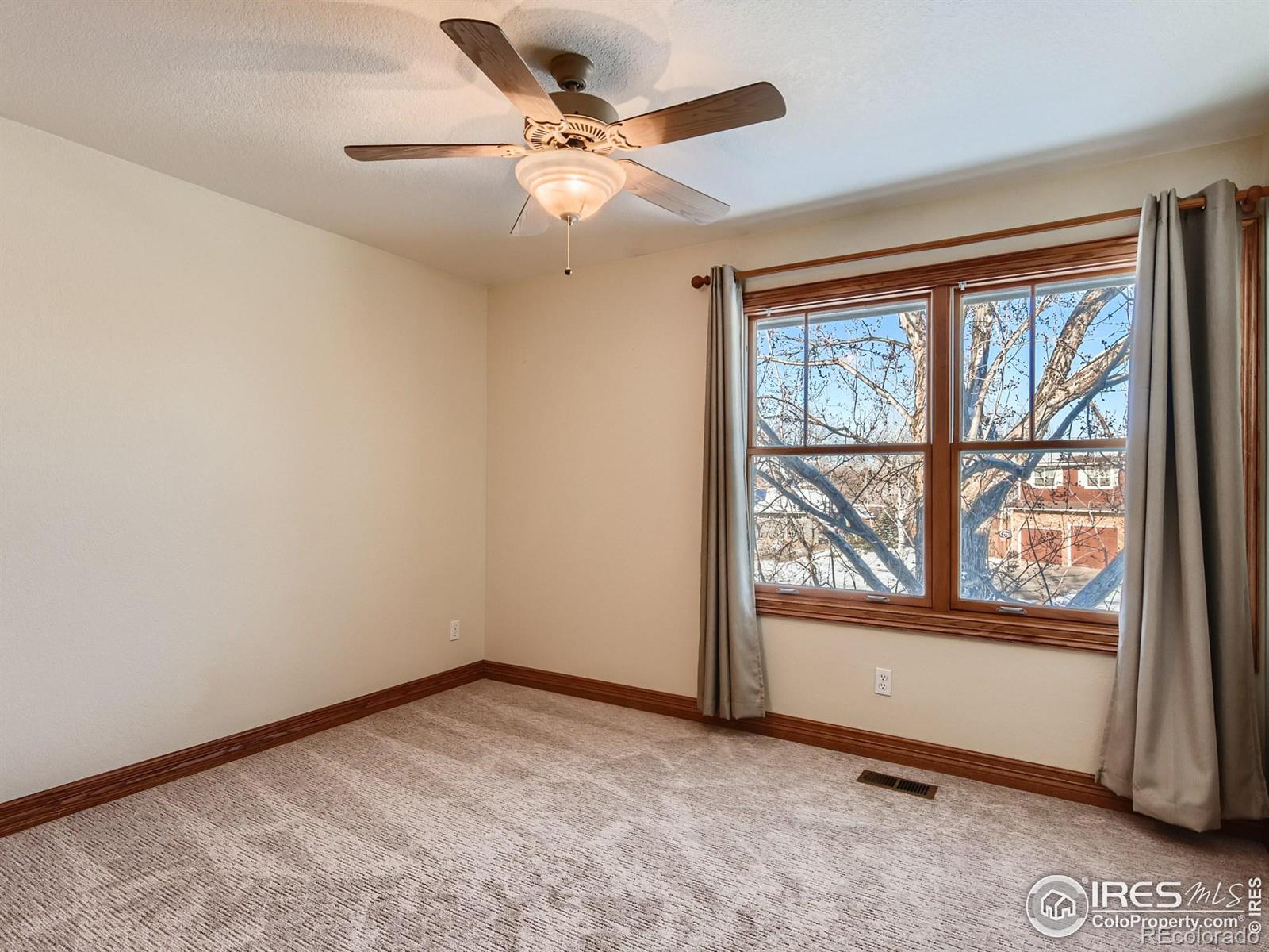 MLS Image #16 for 1120  hemlock court,windsor, Colorado