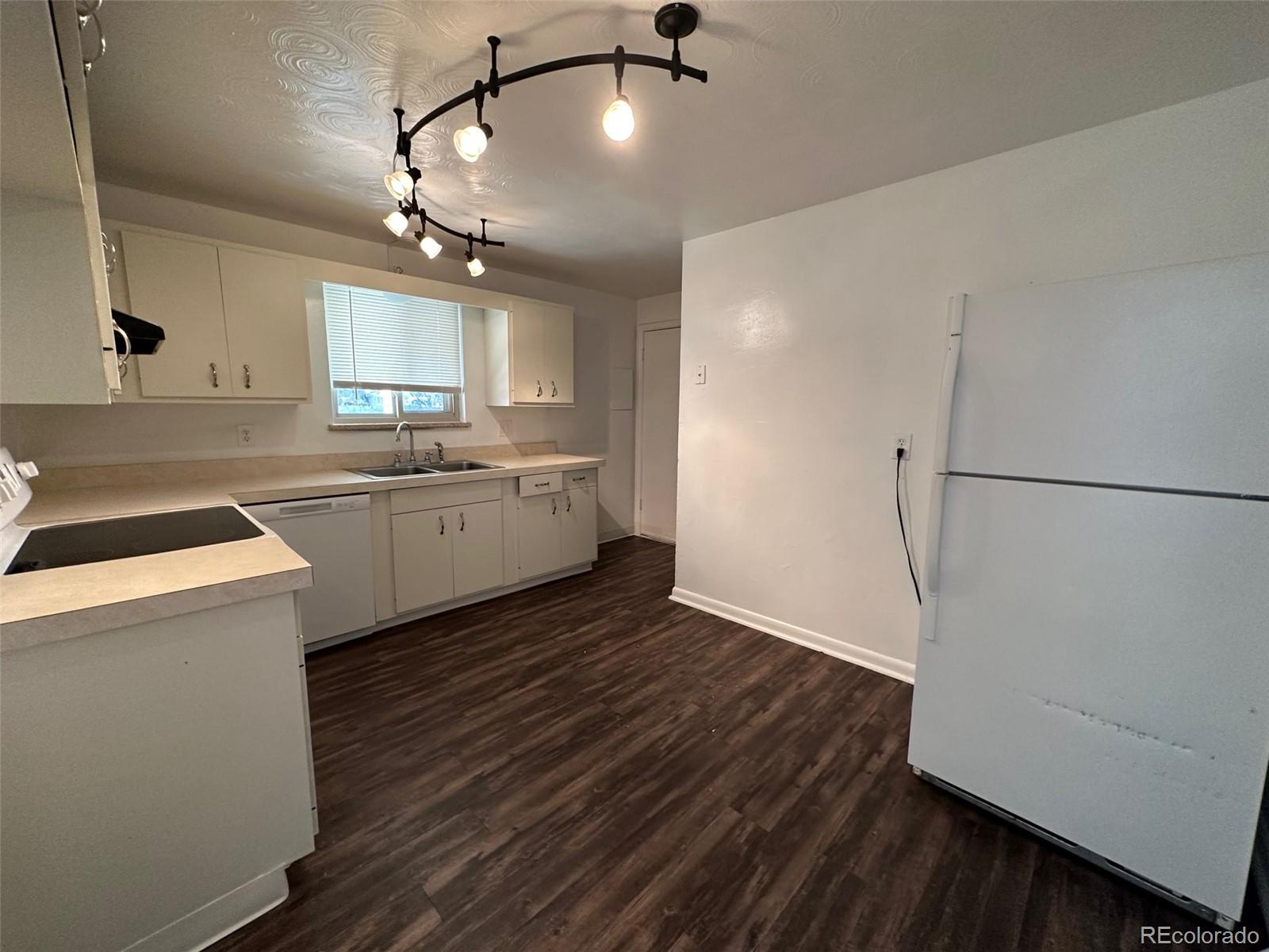 MLS Image #5 for 12398 e nevada place,aurora, Colorado