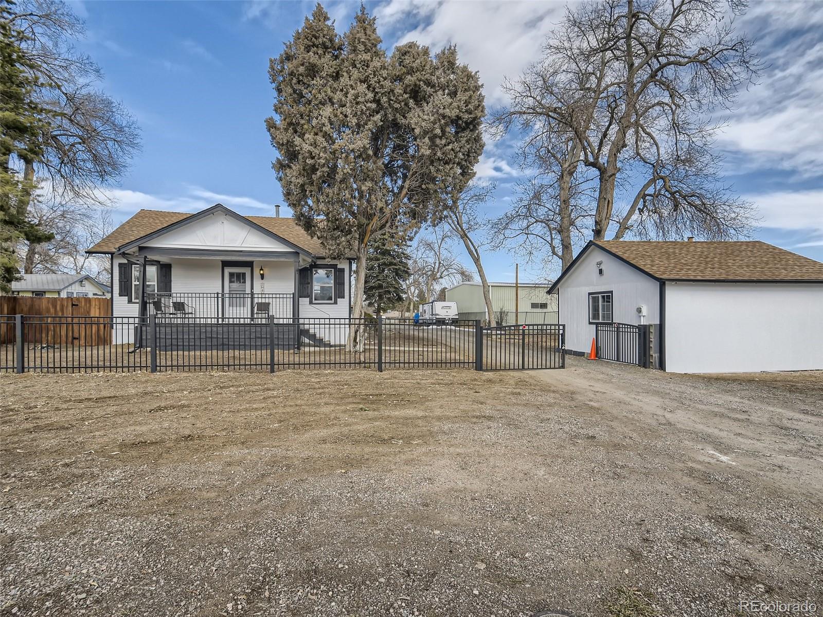 CMA Image for 5427 W Mississippi Avenue,Lakewood, Colorado