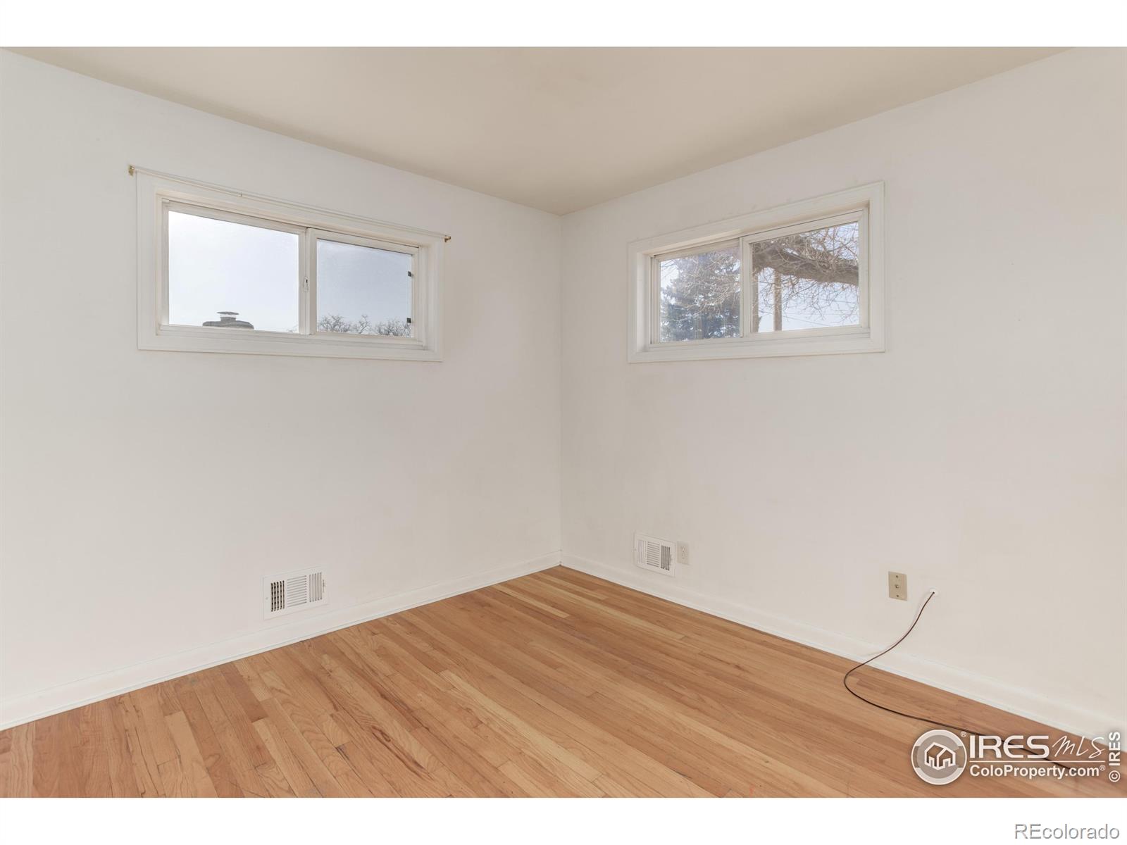 MLS Image #10 for 7361  alan drive,denver, Colorado