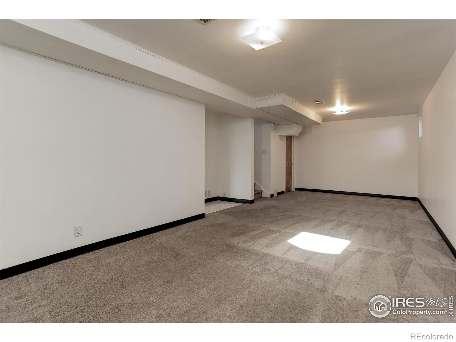 MLS Image #21 for 7361  alan drive,denver, Colorado