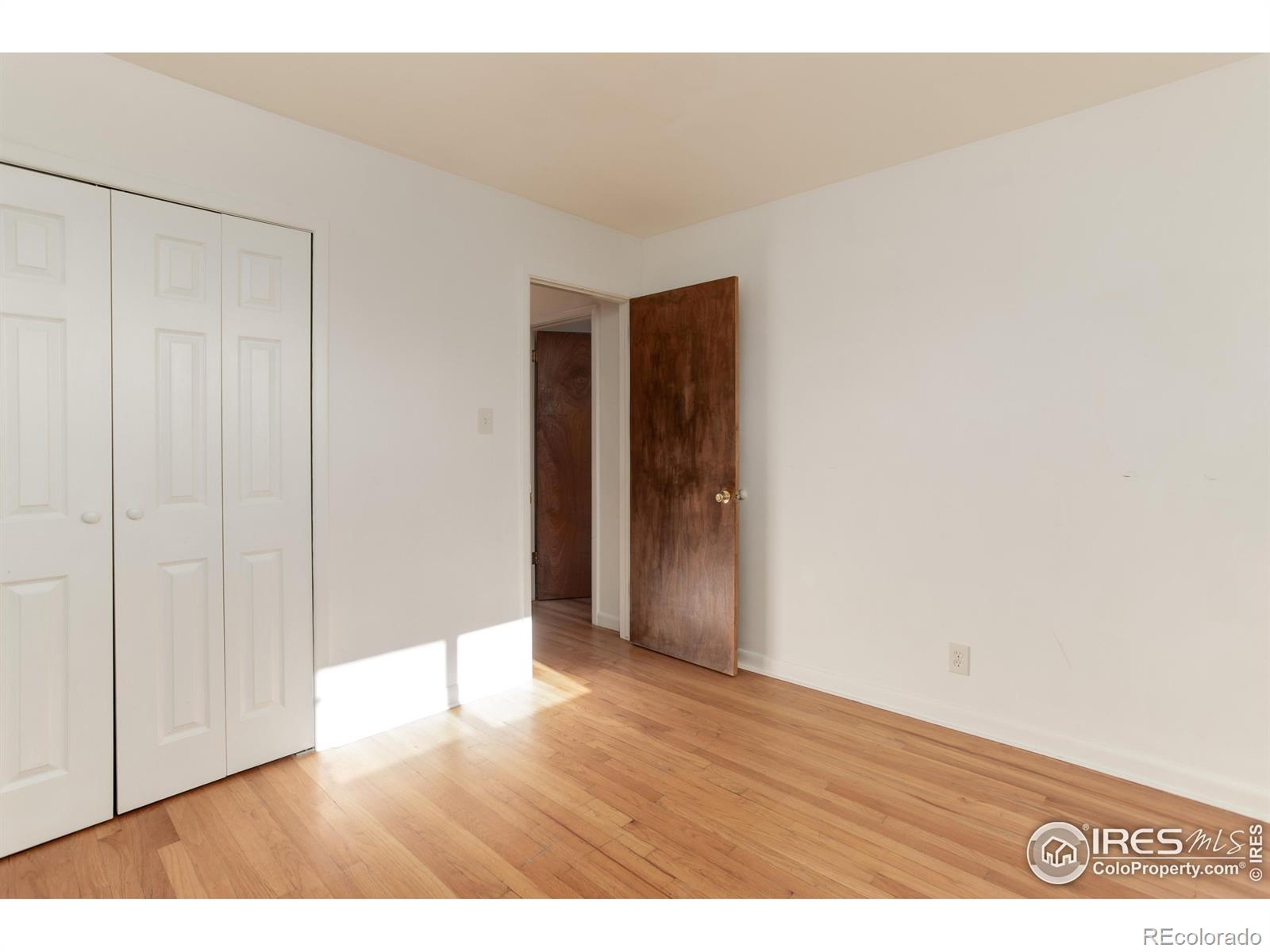 MLS Image #9 for 7361  alan drive,denver, Colorado