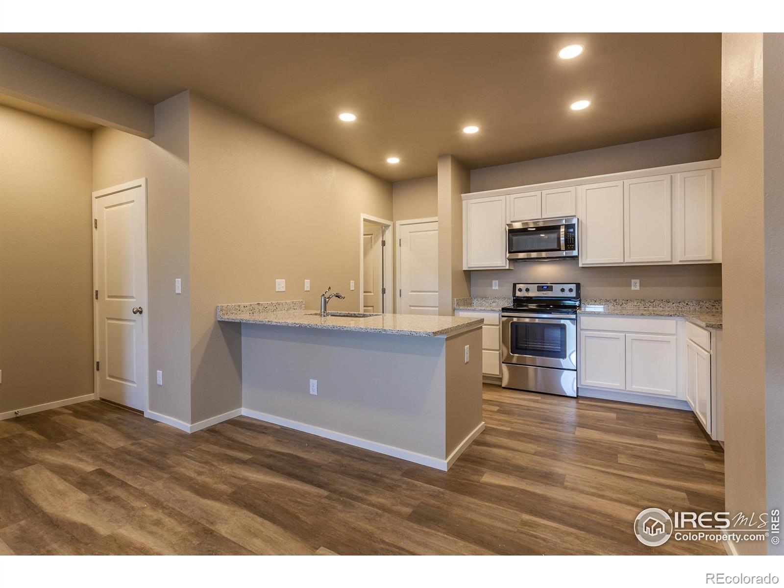 MLS Image #16 for 2962  barnstormer street,fort collins, Colorado