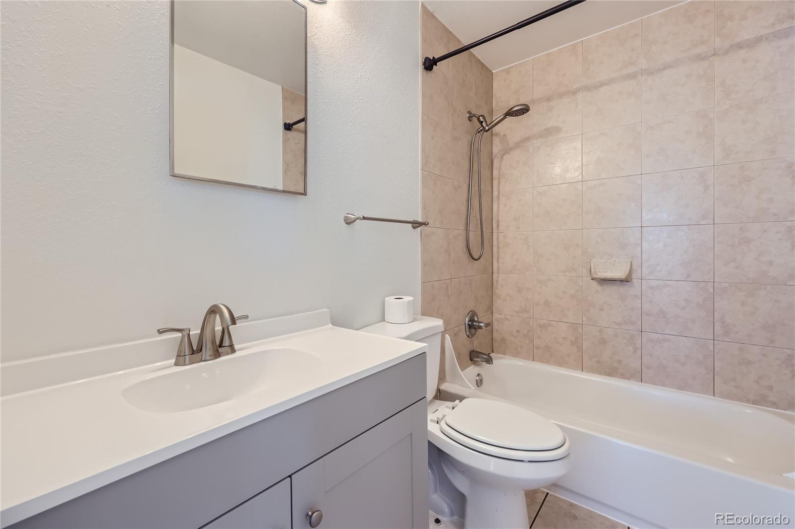 MLS Image #17 for 3474 w milan avenue,sheridan, Colorado