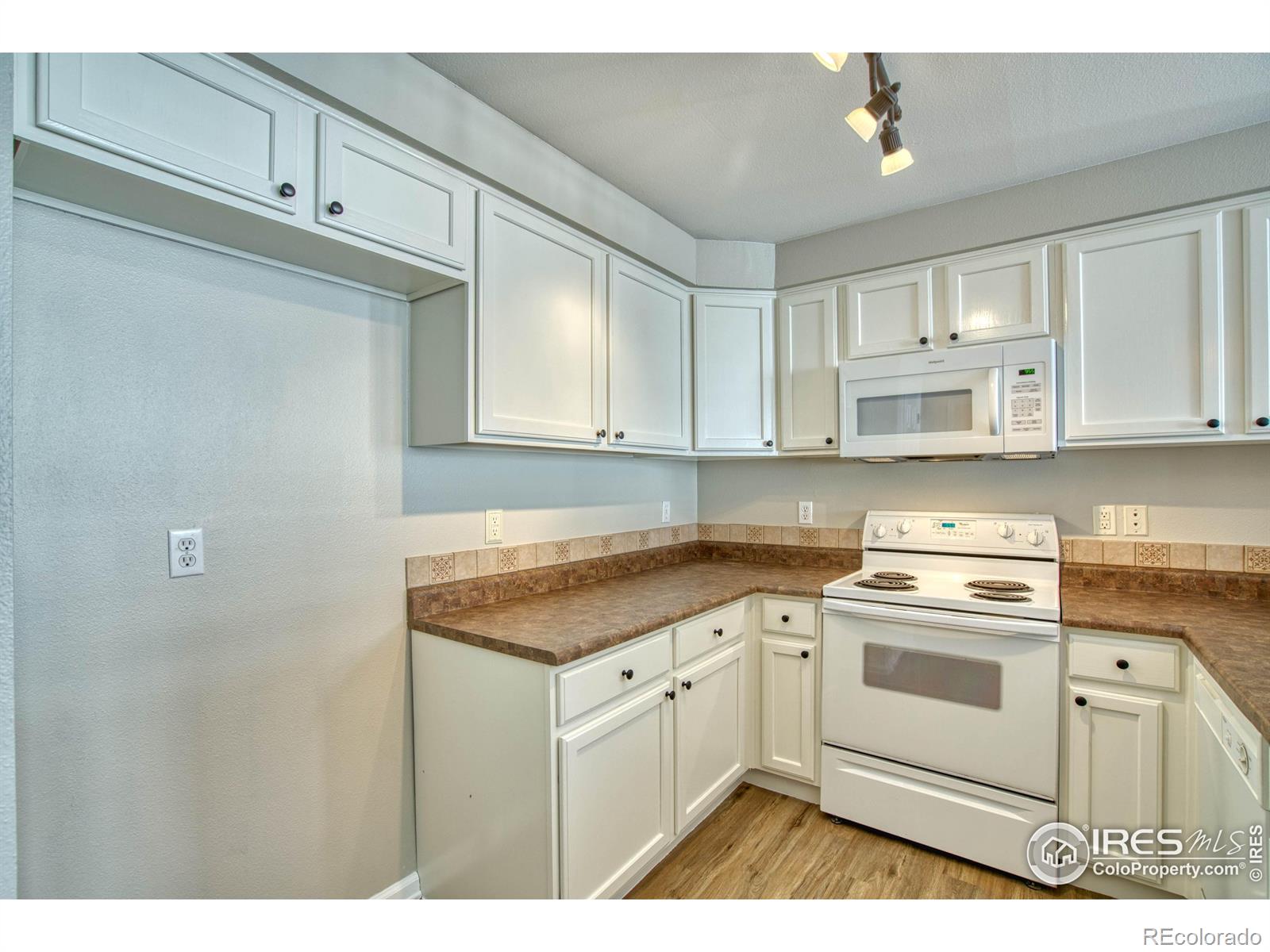 MLS Image #7 for 1333 w 112th avenue,westminster, Colorado