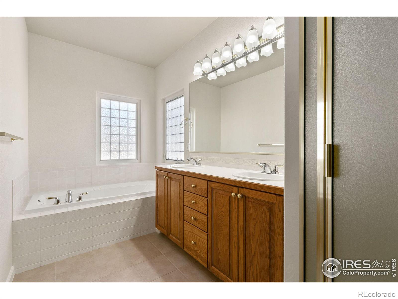 MLS Image #13 for 2726  moore lane,fort collins, Colorado