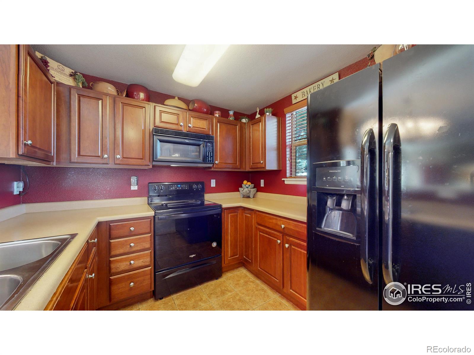 MLS Image #5 for 5800  tower road,denver, Colorado