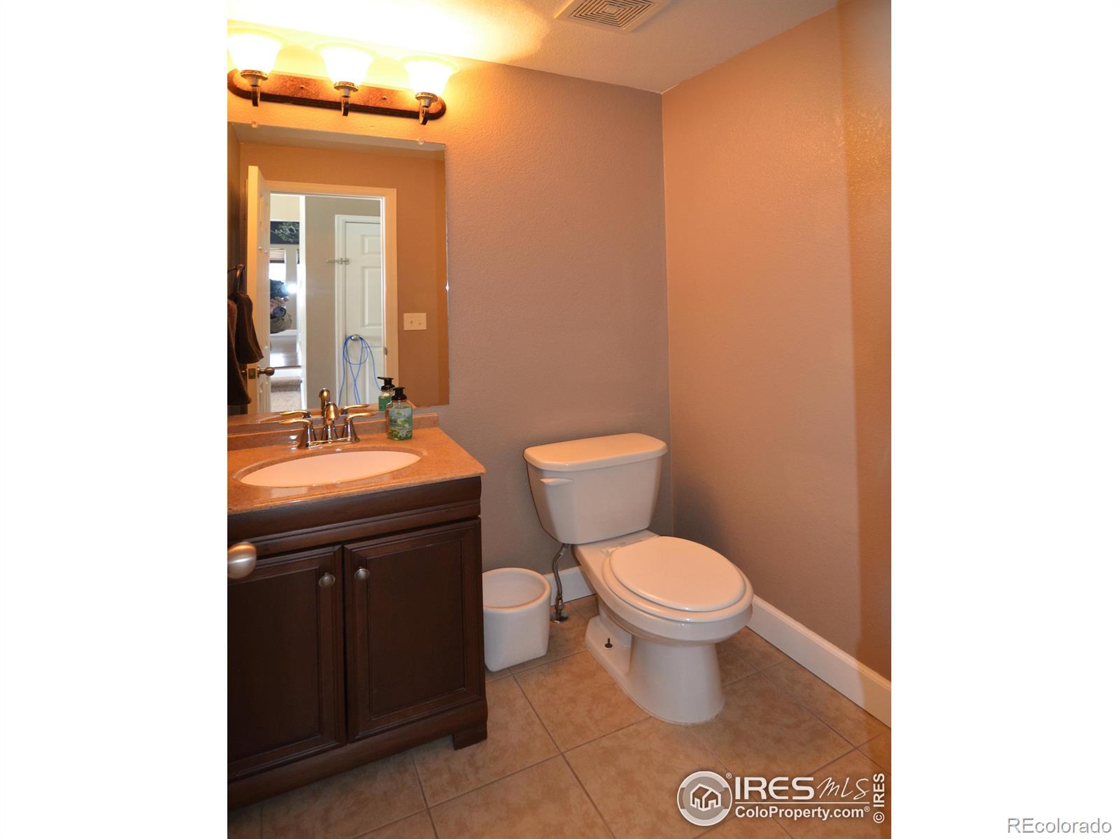 MLS Image #11 for 3858  kenwood circle,johnstown, Colorado