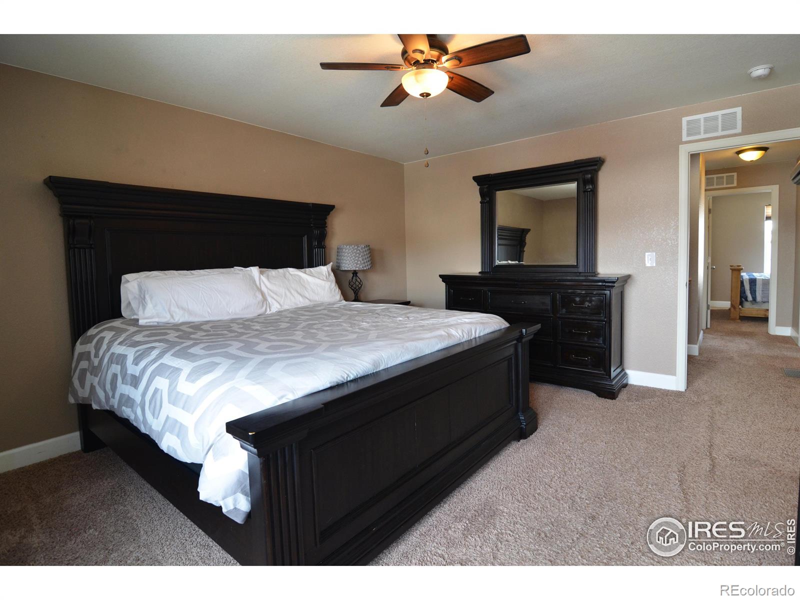 MLS Image #13 for 3858  kenwood circle,johnstown, Colorado