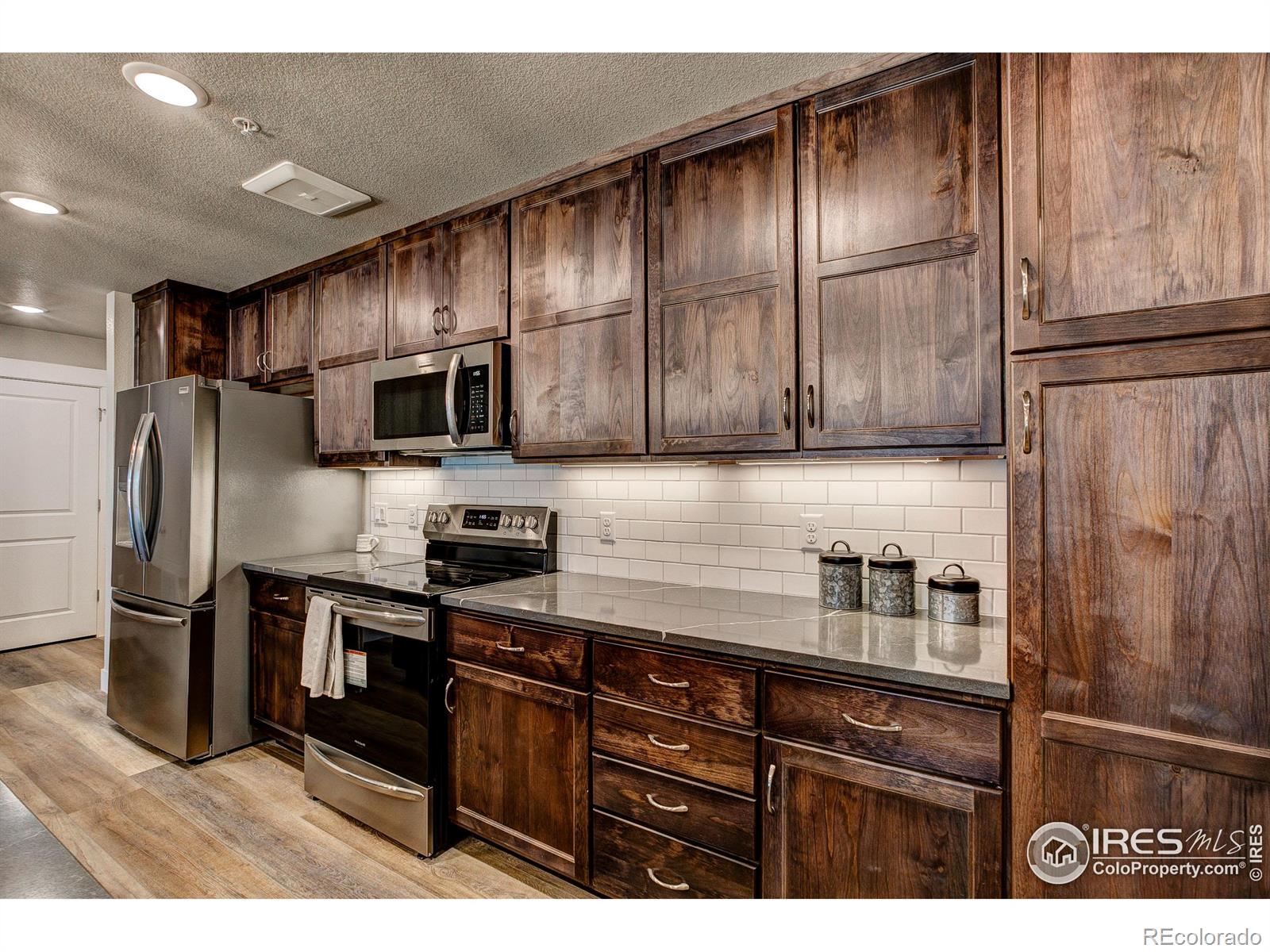 MLS Image #7 for 285  high point drive,longmont, Colorado