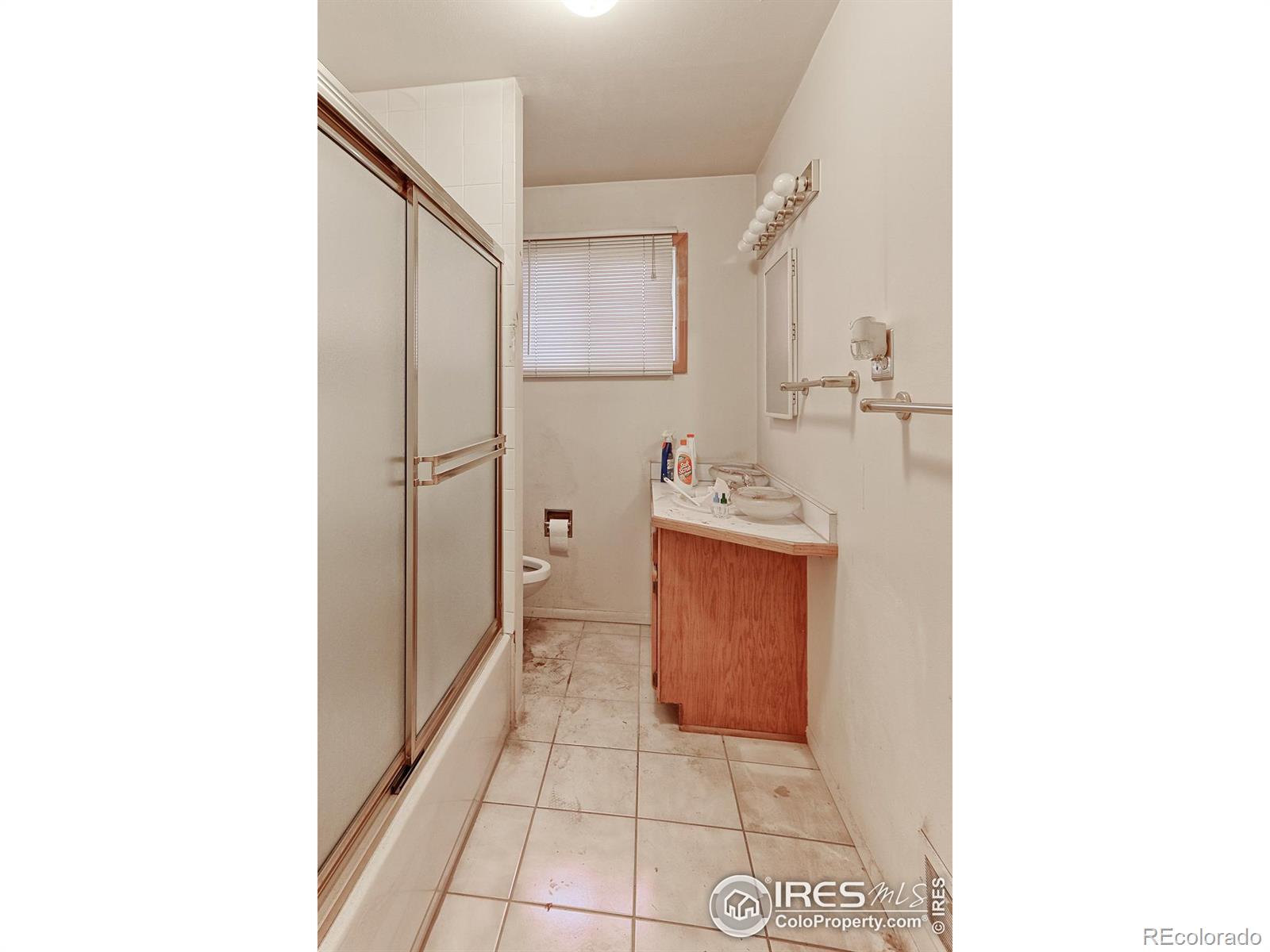 MLS Image #10 for 7565  turner drive,denver, Colorado