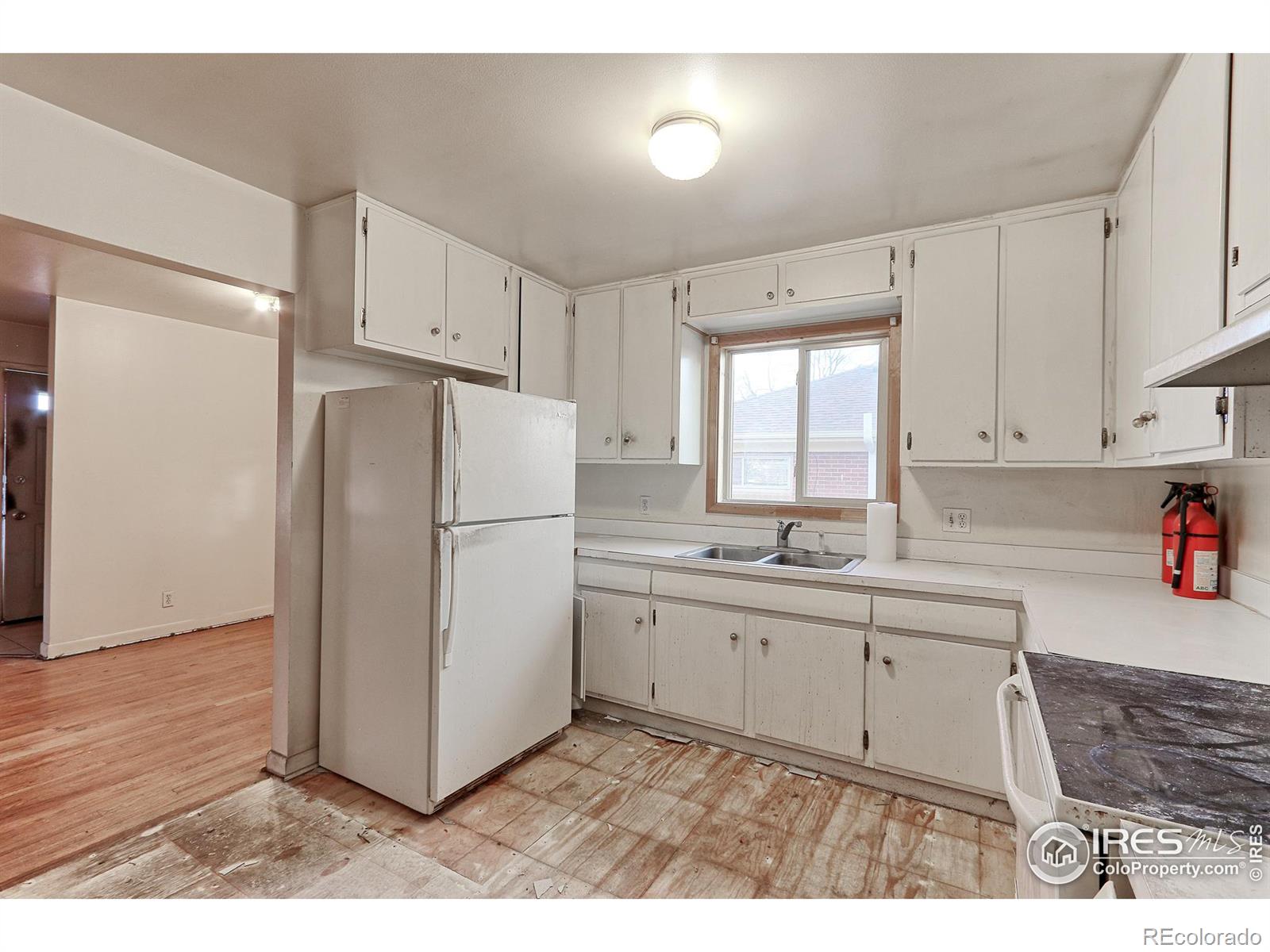 MLS Image #8 for 7565  turner drive,denver, Colorado