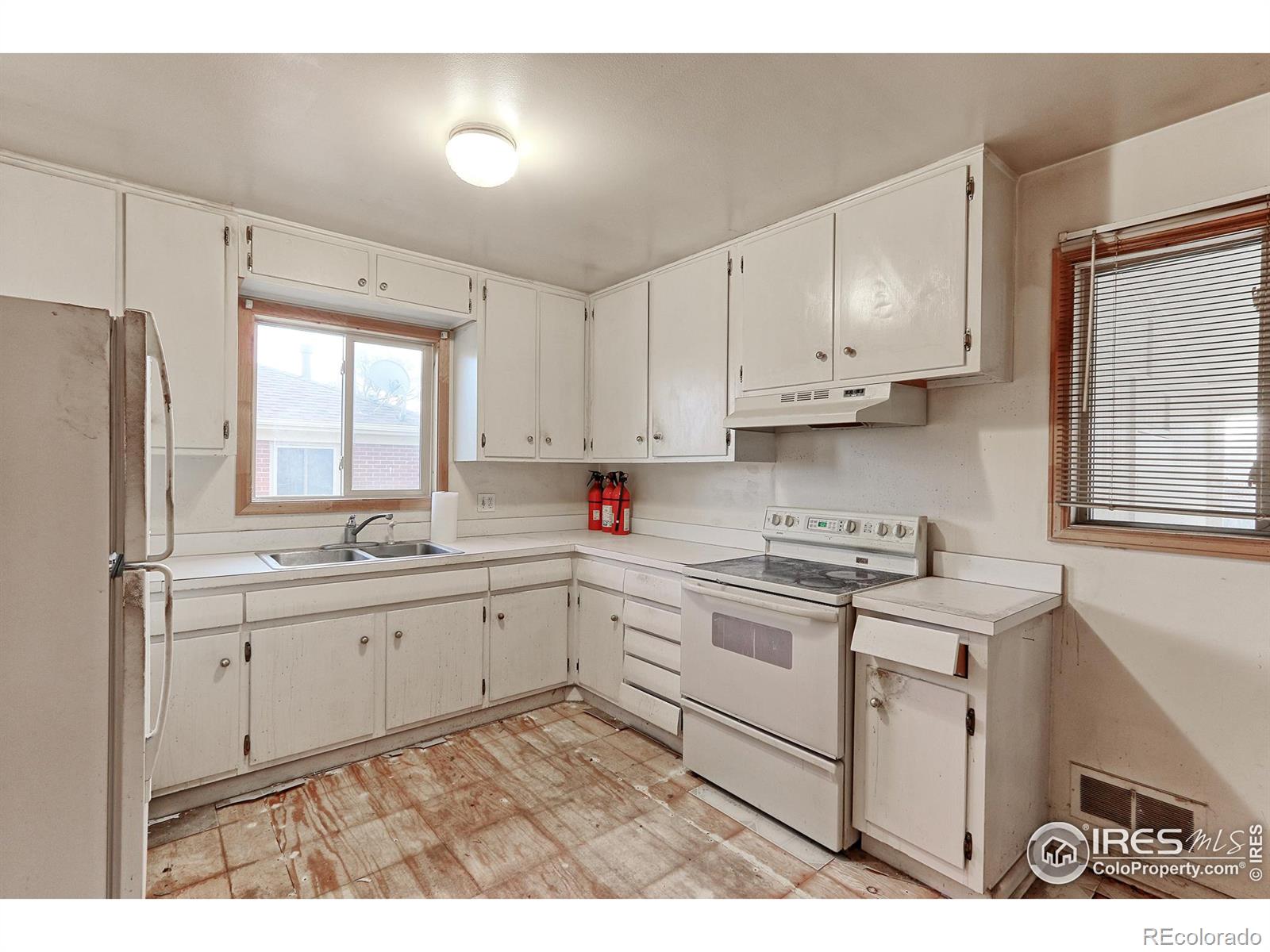 MLS Image #9 for 7565  turner drive,denver, Colorado