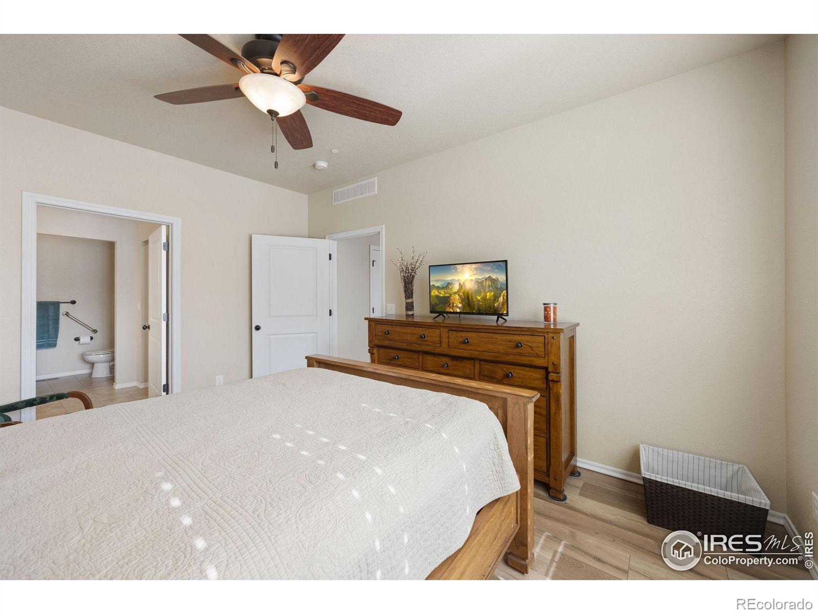 MLS Image #13 for 6914 w 3rd street,greeley, Colorado