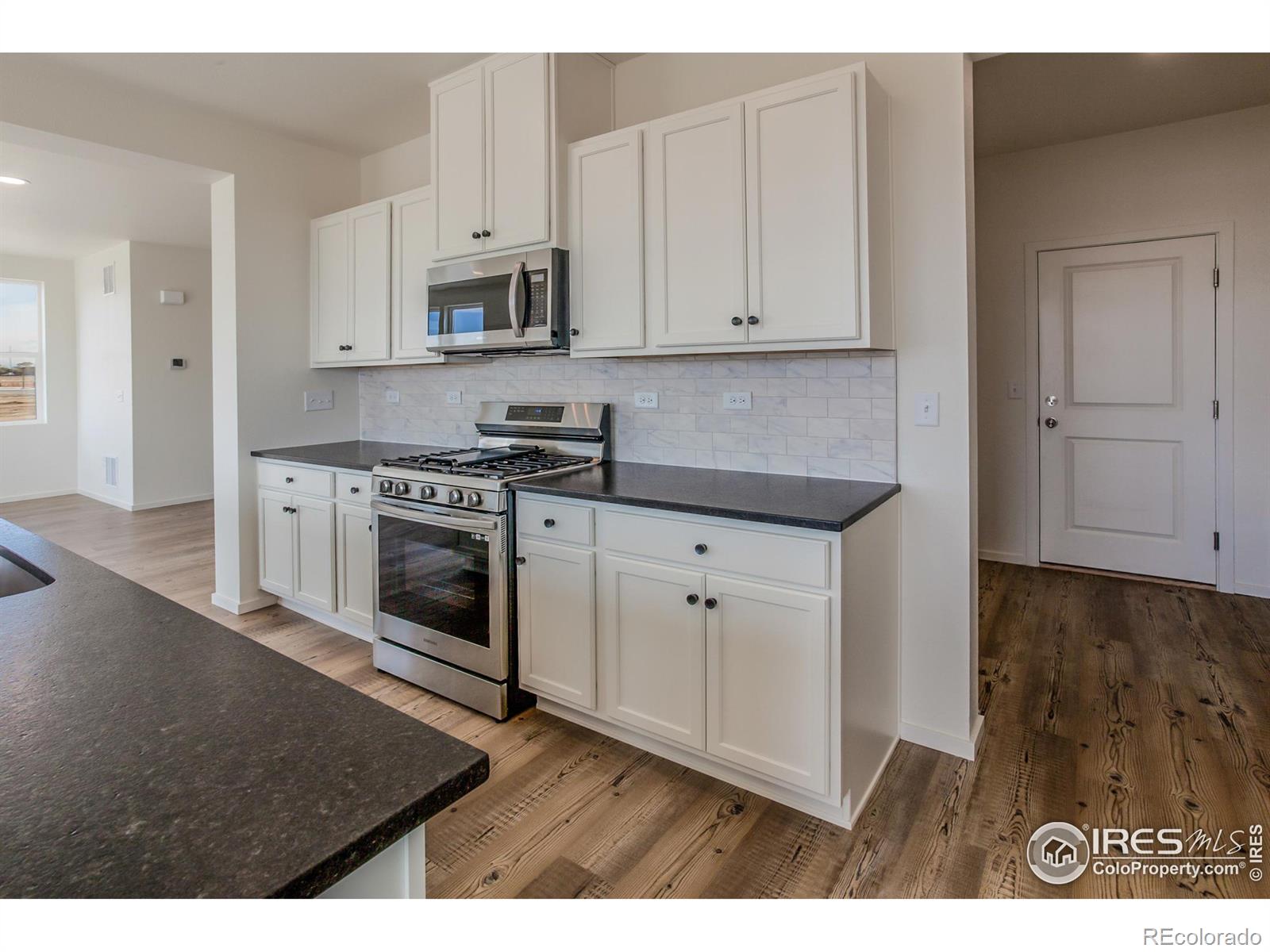 MLS Image #13 for 6642  4th st rd,greeley, Colorado