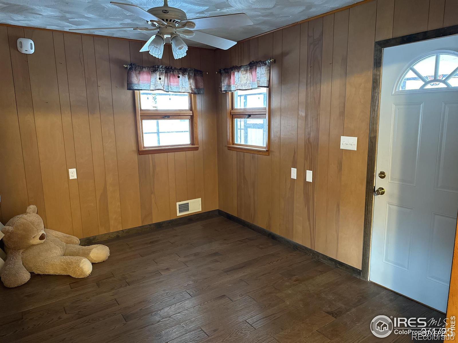 MLS Image #18 for 420 e 4th street,julesburg, Colorado