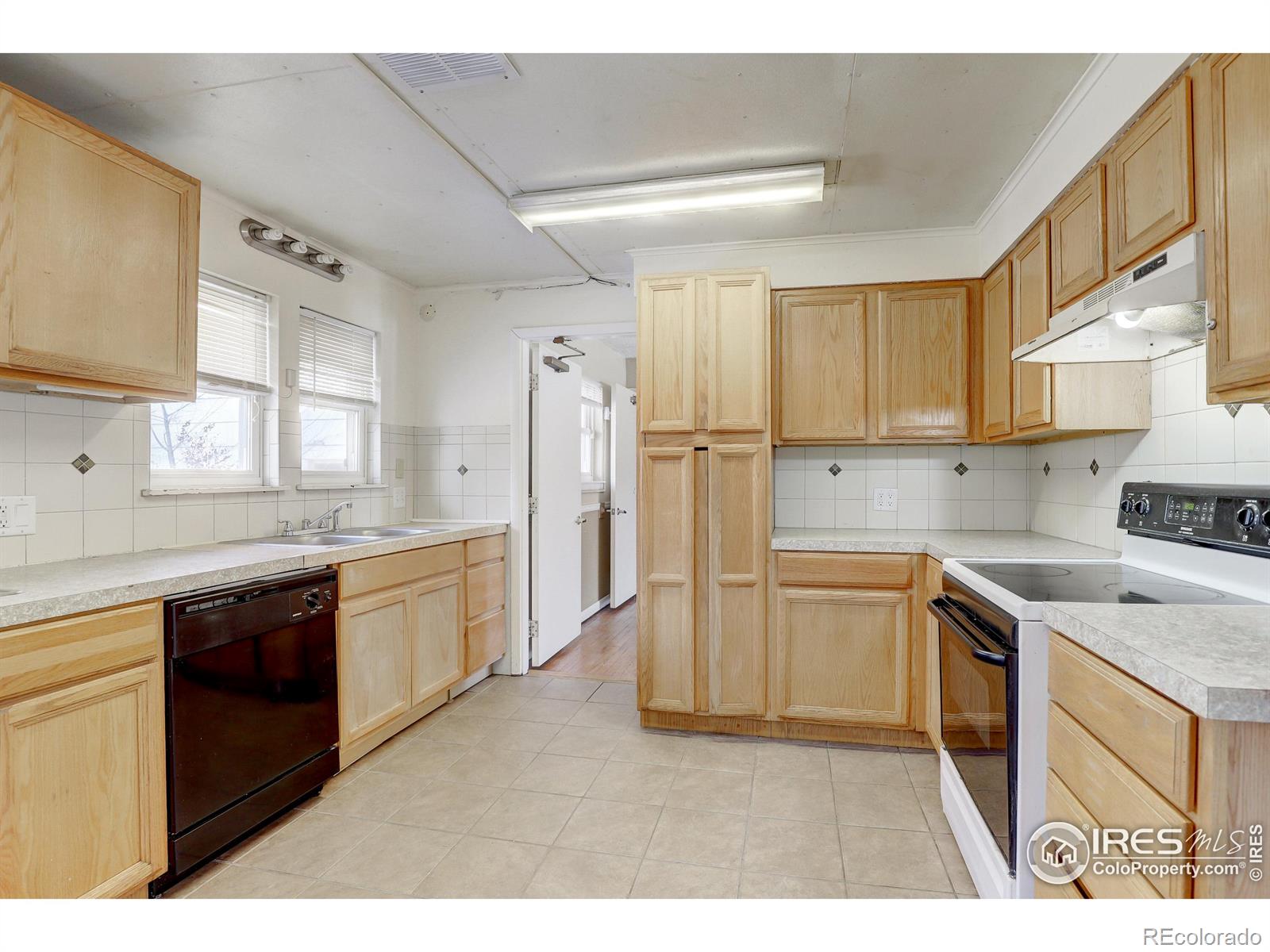 MLS Image #23 for 640 w prospect road,fort collins, Colorado