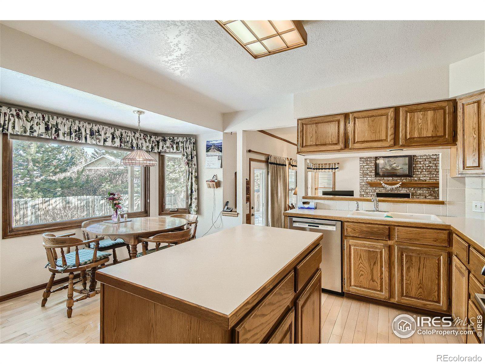 MLS Image #10 for 1200  columbia drive,longmont, Colorado