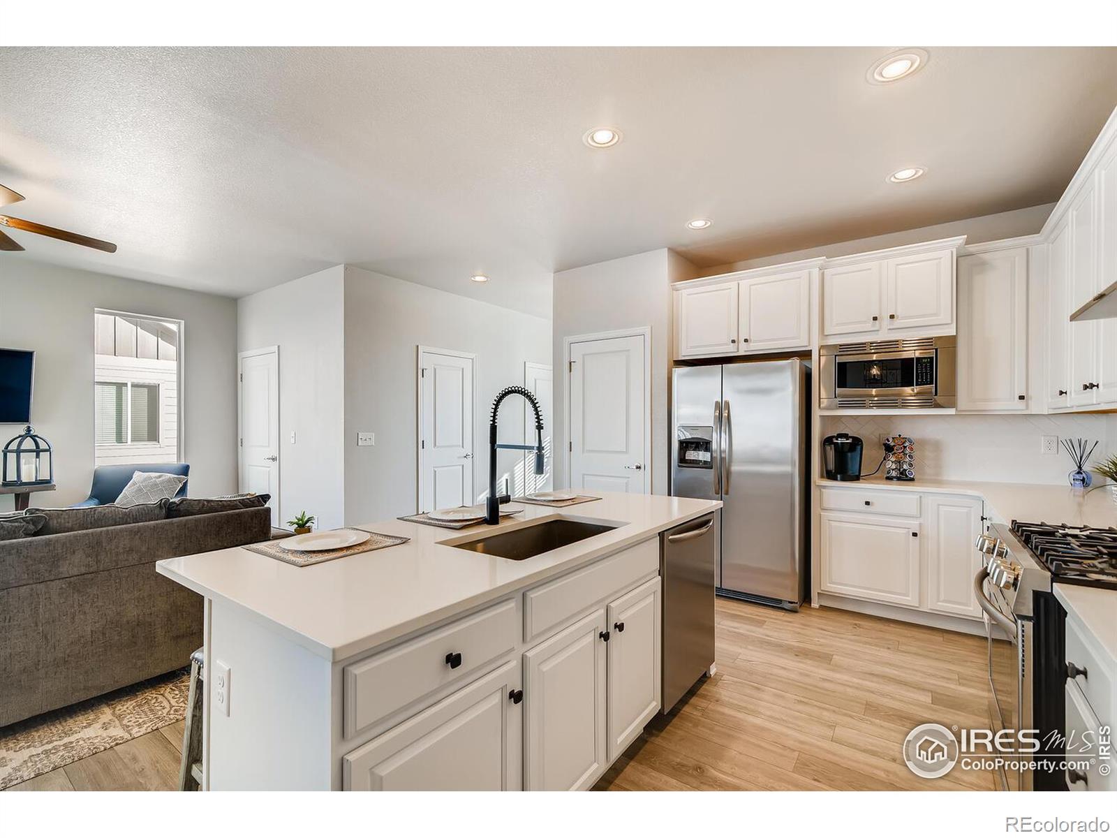 MLS Image #12 for 601  hillspire drive,windsor, Colorado