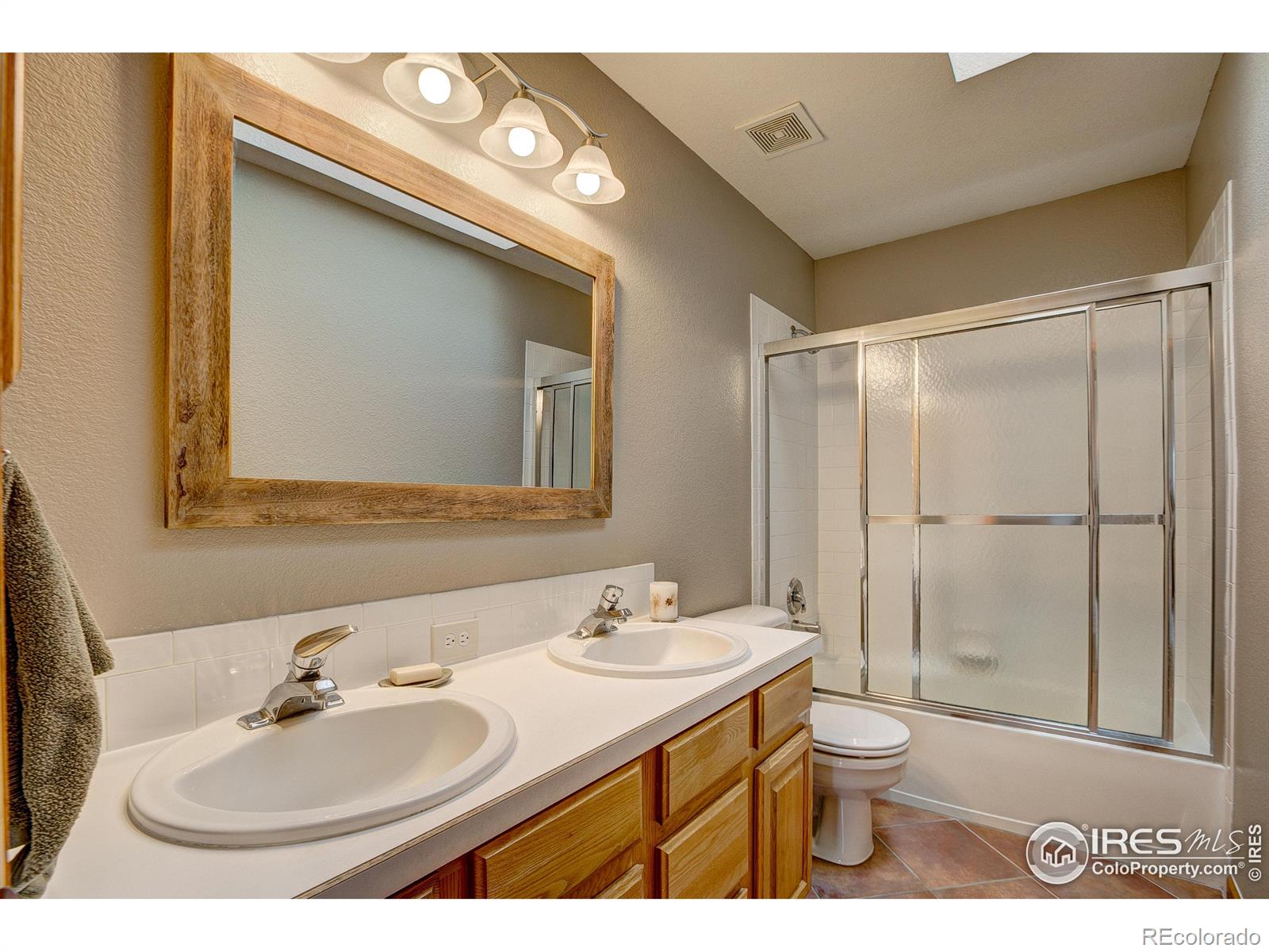 MLS Image #18 for 1481  silverwood court,windsor, Colorado