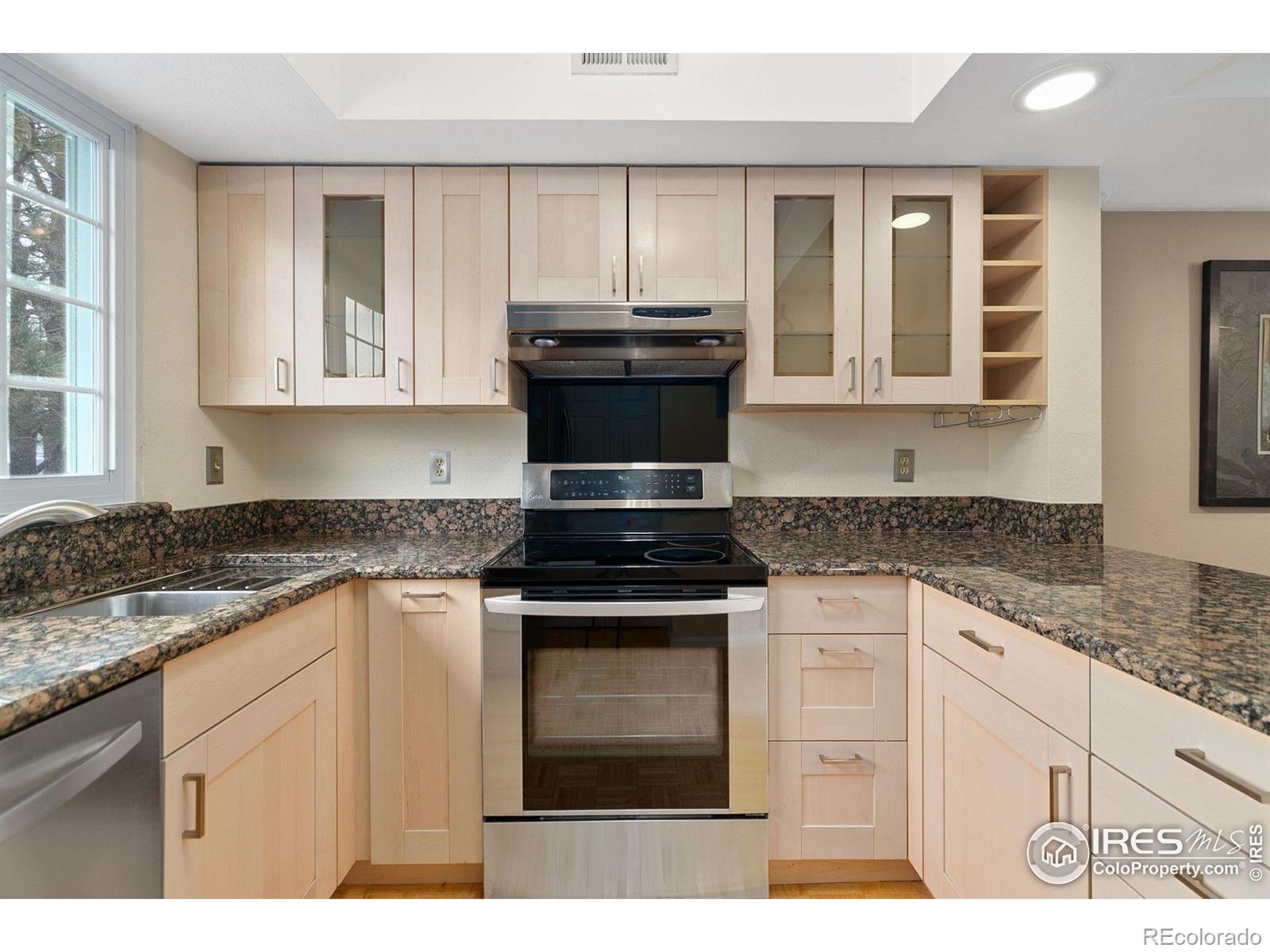 MLS Image #11 for 8199  welby road,denver, Colorado