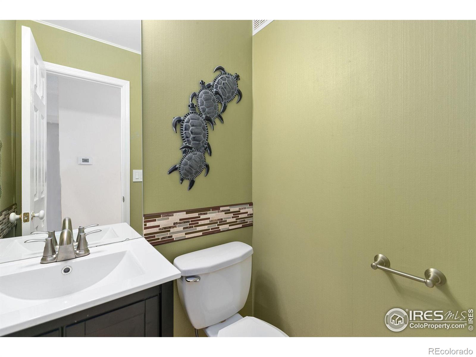 MLS Image #17 for 8199  welby road,denver, Colorado