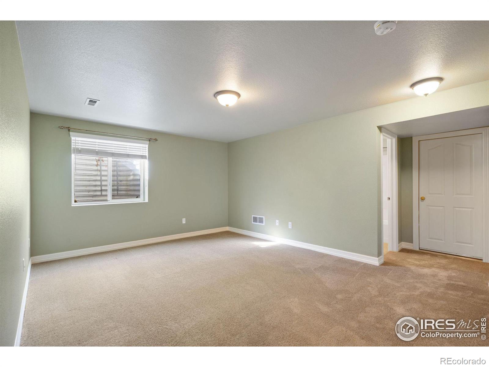 MLS Image #17 for 1009  andrews peak drive,fort collins, Colorado