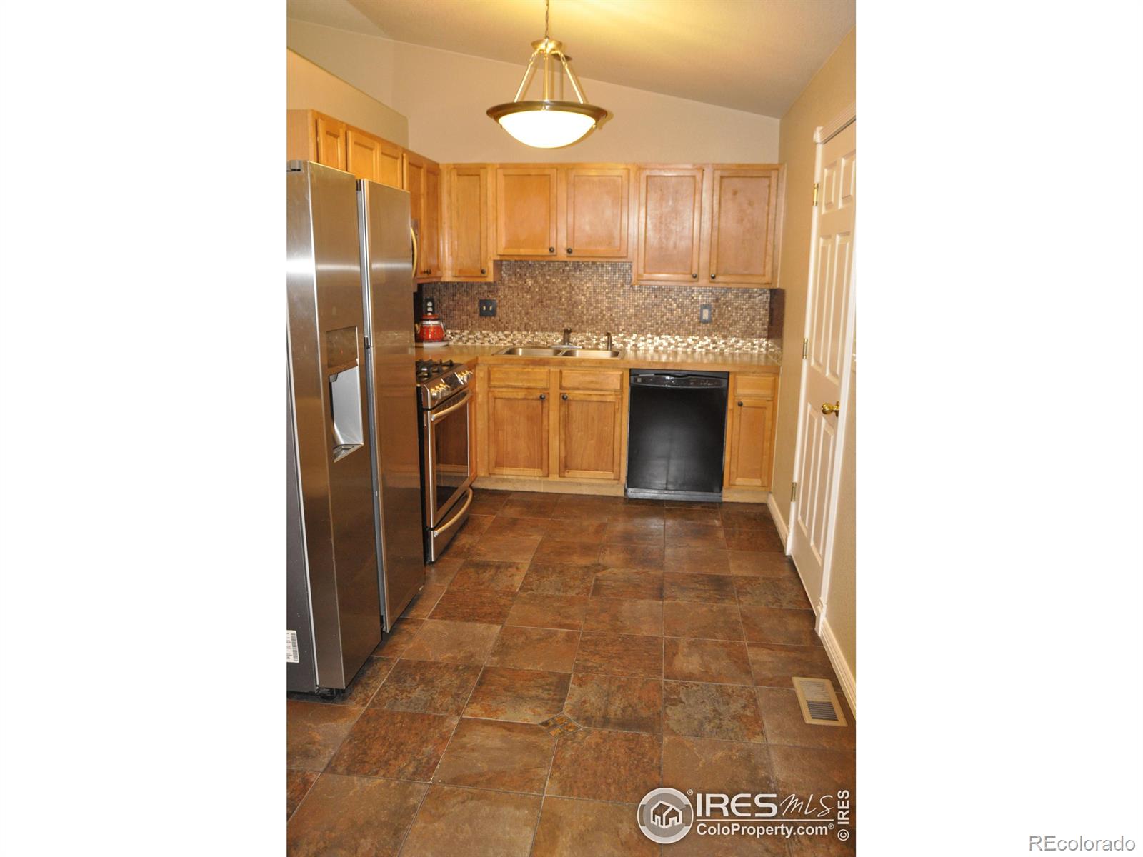 MLS Image #3 for 401 e 28th st dr,greeley, Colorado