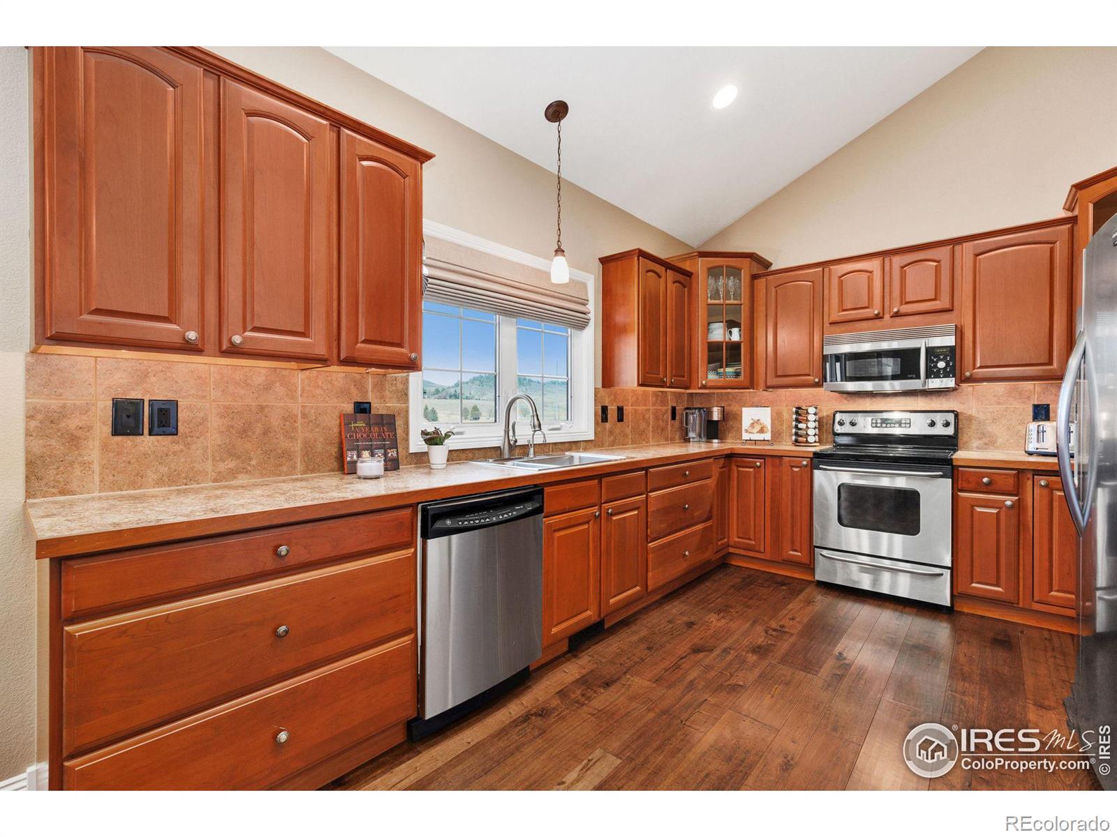 MLS Image #7 for 3653  parlin court,loveland, Colorado