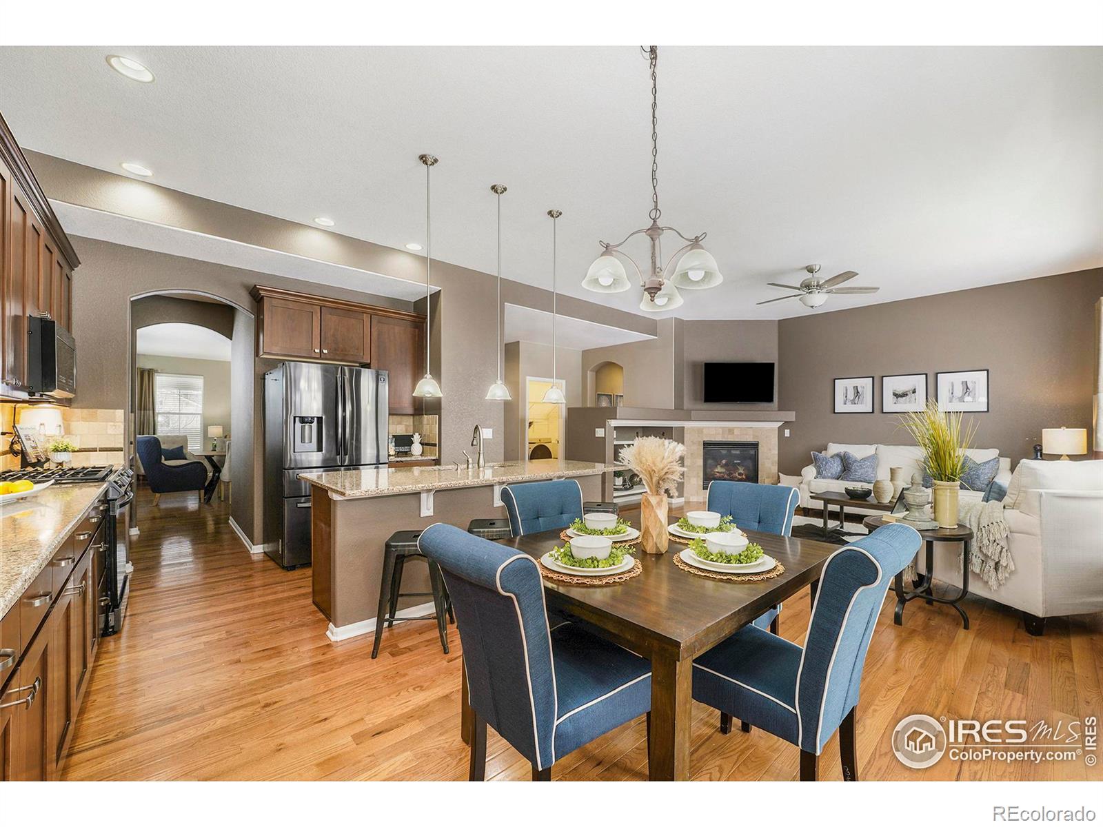 MLS Image #8 for 6535 s newcastle way,aurora, Colorado