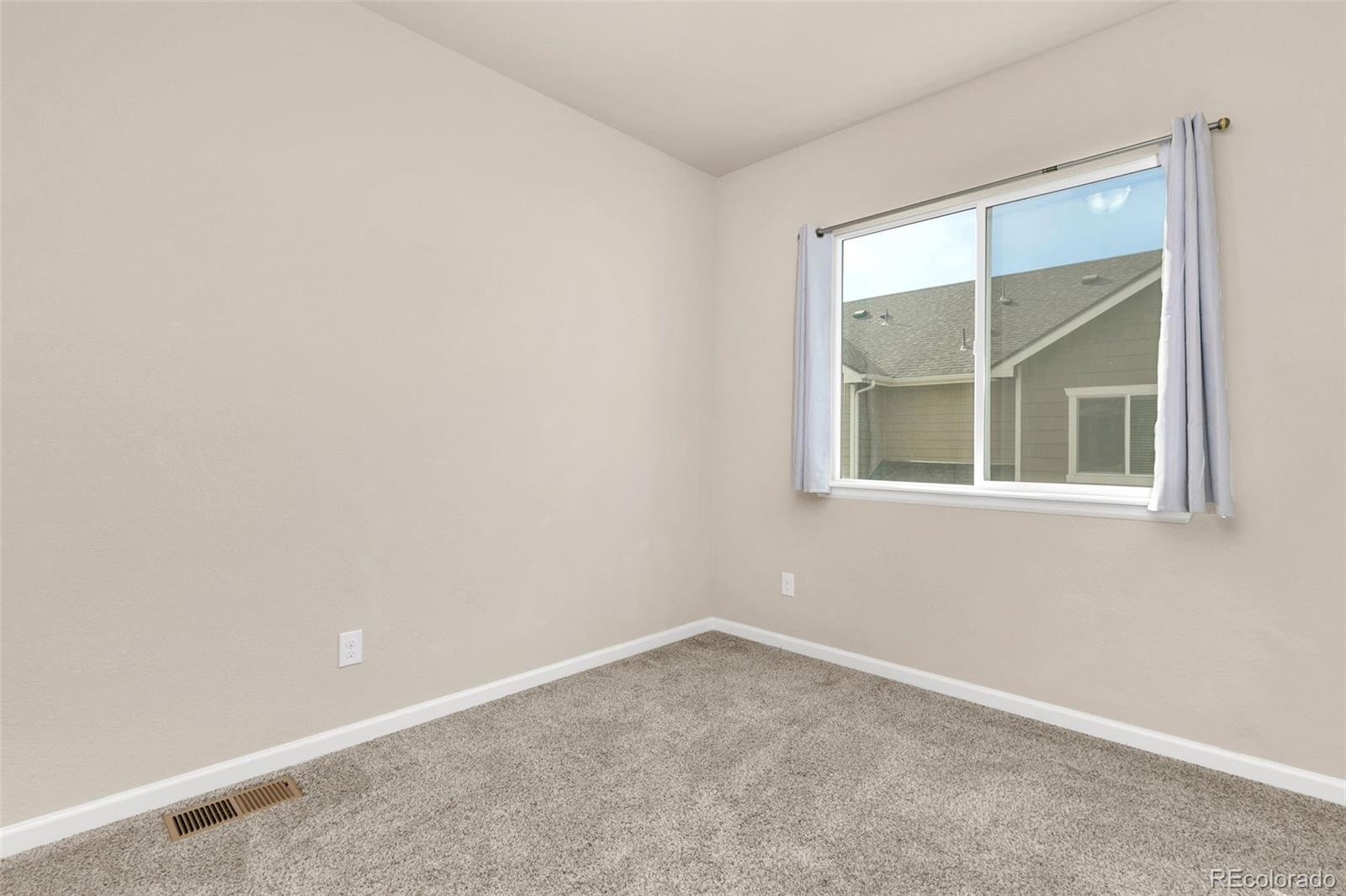 MLS Image #18 for 11250  florence street 25c,commerce city, Colorado