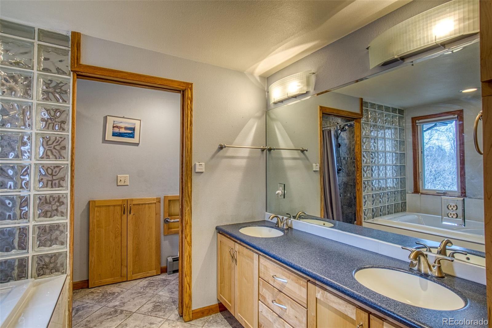 MLS Image #16 for 3975 s fox street,englewood, Colorado