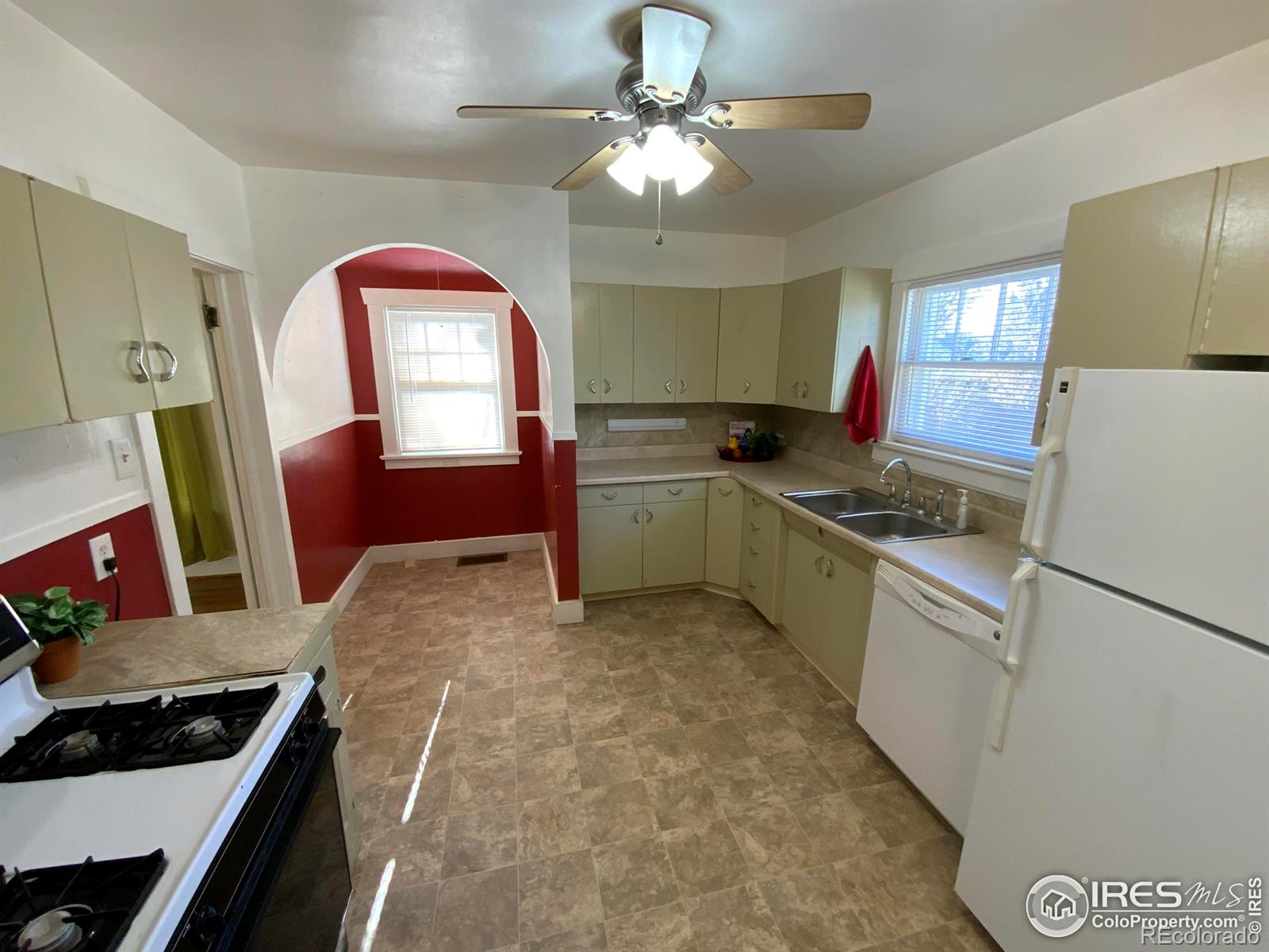 MLS Image #18 for 401  grant street,longmont, Colorado