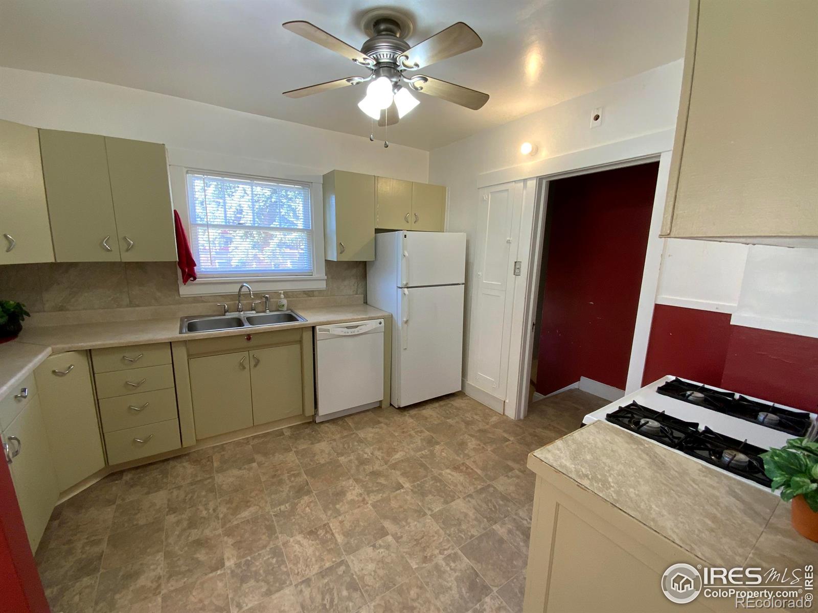 MLS Image #20 for 401  grant street,longmont, Colorado